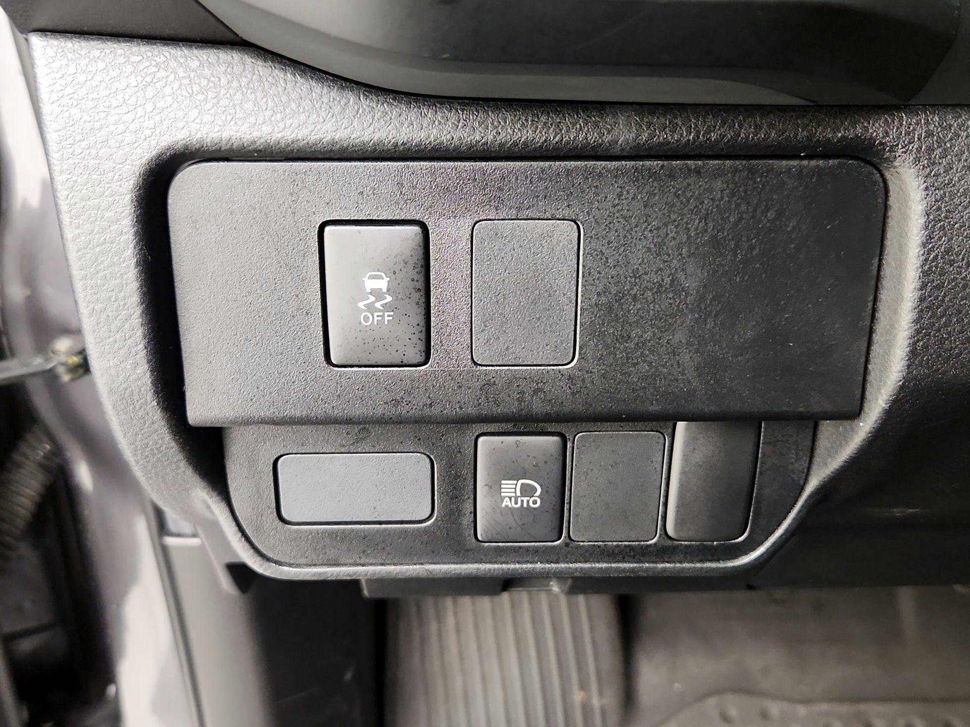 Thumbnail: 2022 Toyota Tacoma - 13