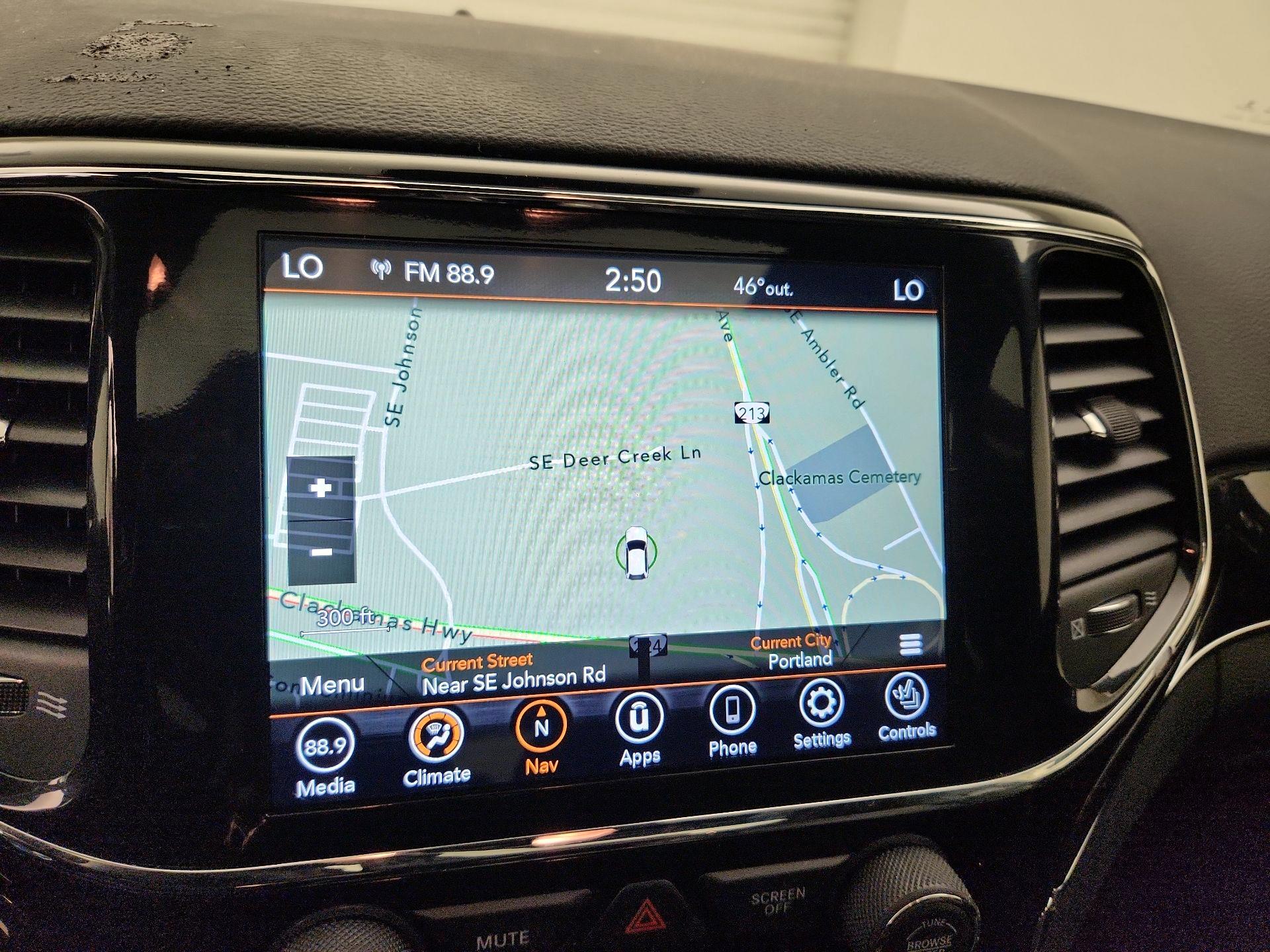 Thumbnail: 2021 Jeep Grand Cherokee - 14