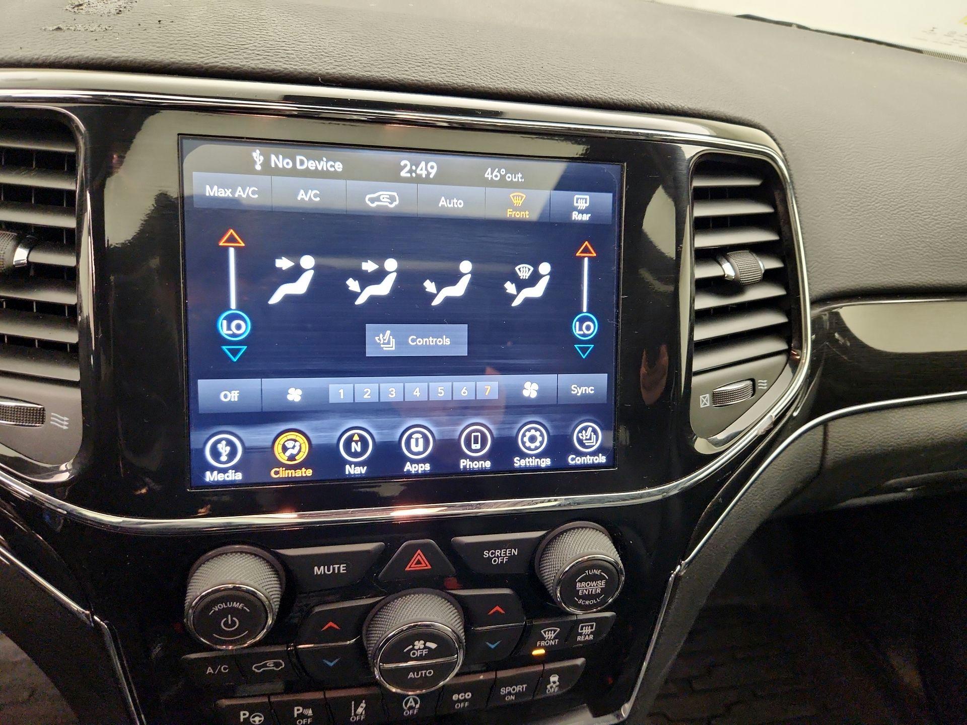 Thumbnail: 2021 Jeep Grand Cherokee - 17