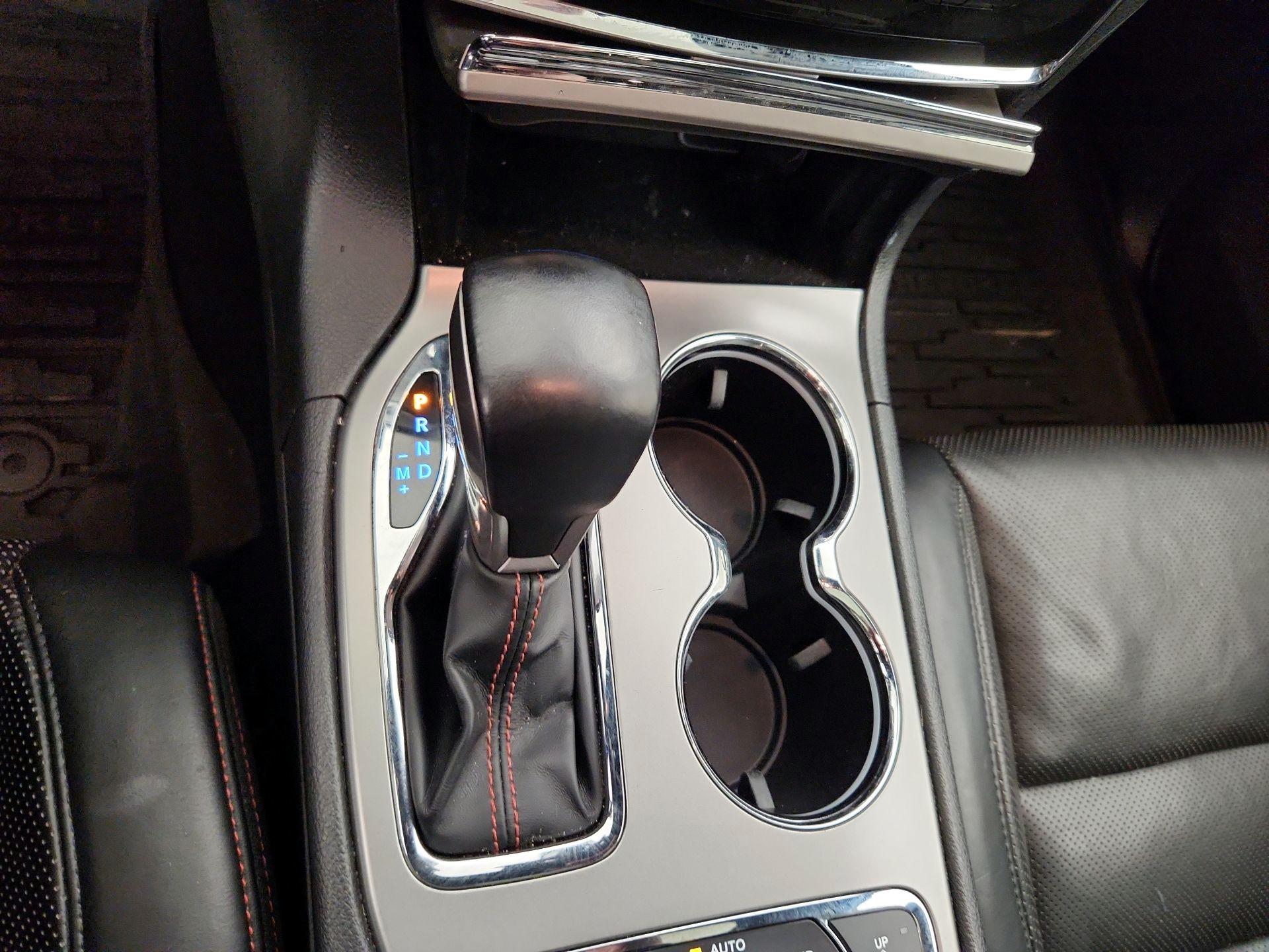 Thumbnail: 2021 Jeep Grand Cherokee - 18