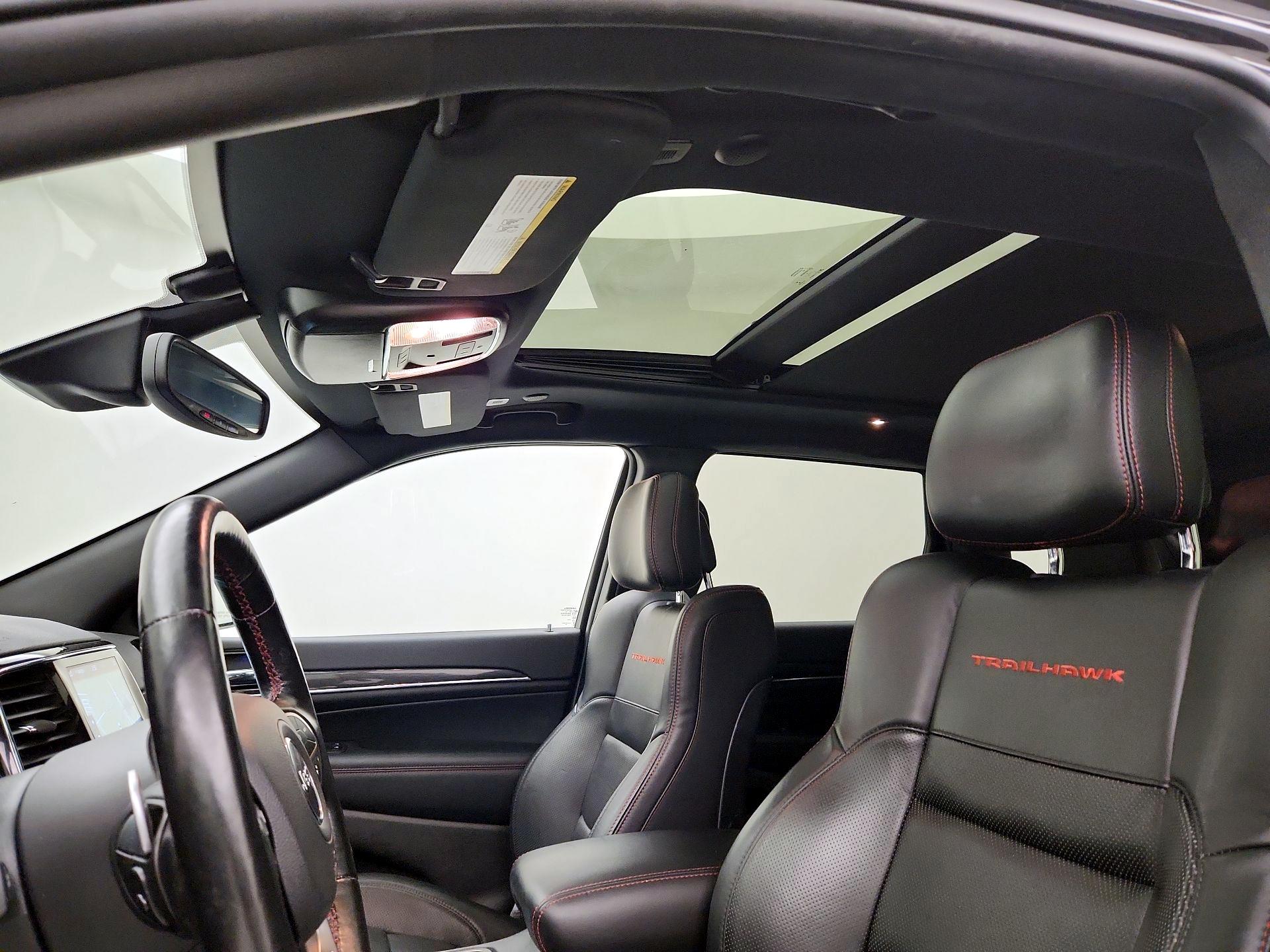 Thumbnail: 2021 Jeep Grand Cherokee - 20