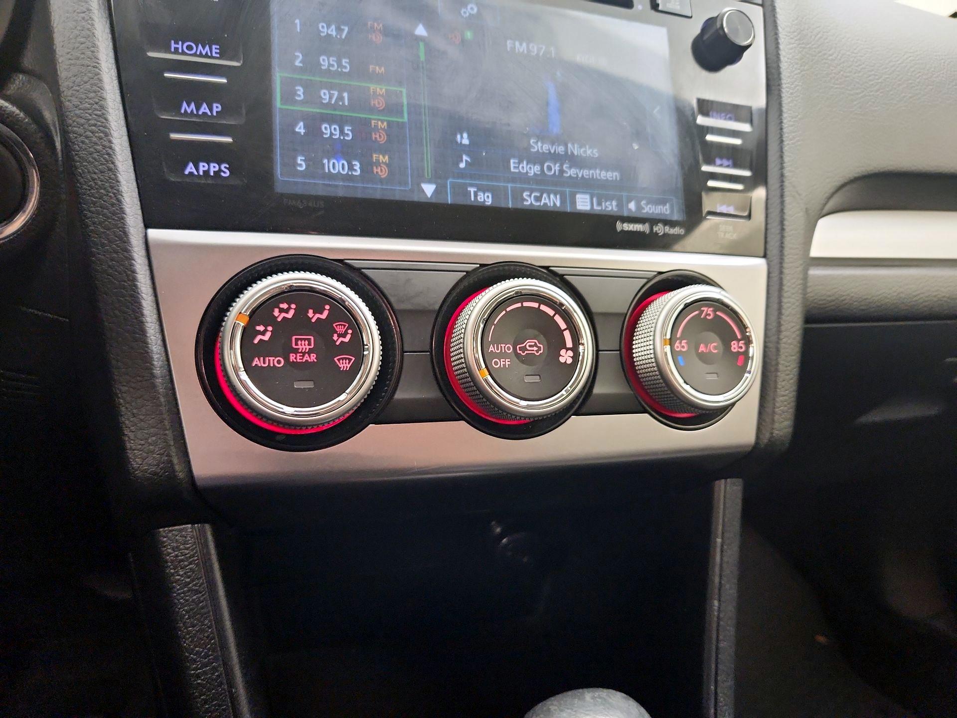 Thumbnail: 2015 Subaru XV Crosstrek - 17