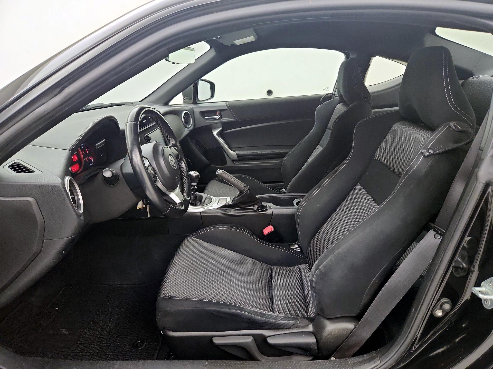 Thumbnail: 2017 Toyota 86 - 11