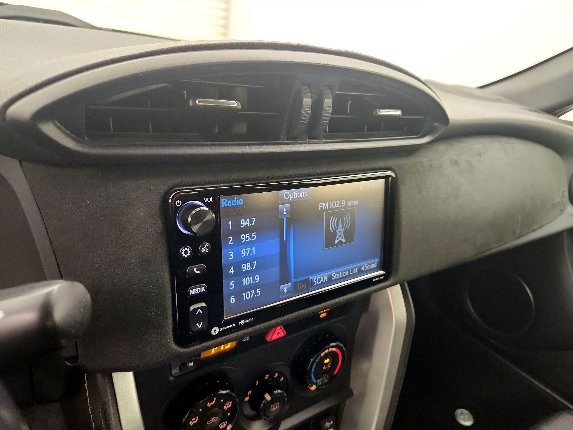 Thumbnail: 2017 Toyota 86 - 15