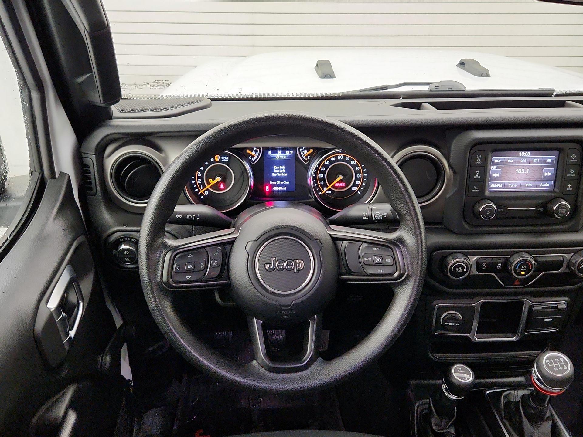 Thumbnail: 2021 Jeep Gladiator - 10