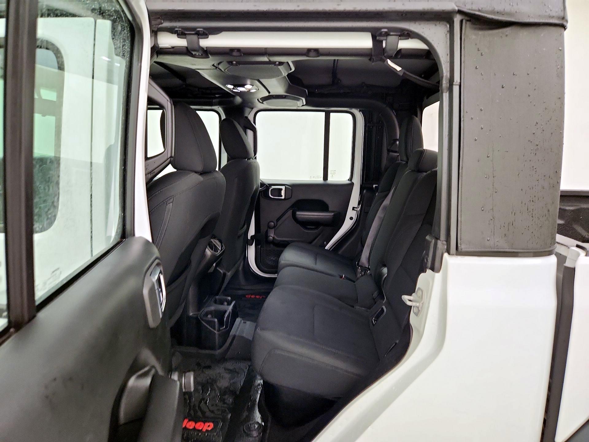 Thumbnail: 2021 Jeep Gladiator - 19