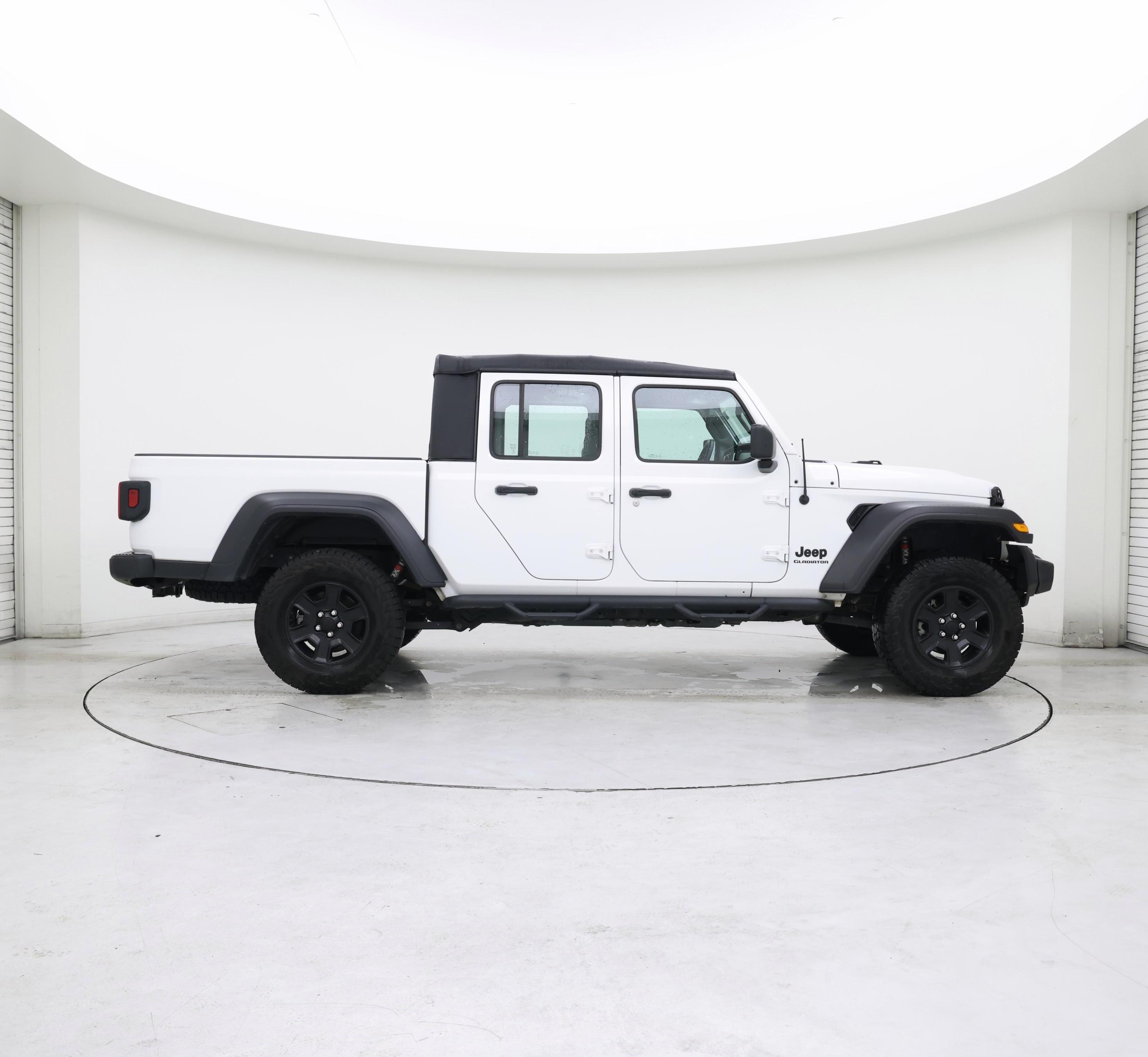 Thumbnail: 2021 Jeep Gladiator - 7