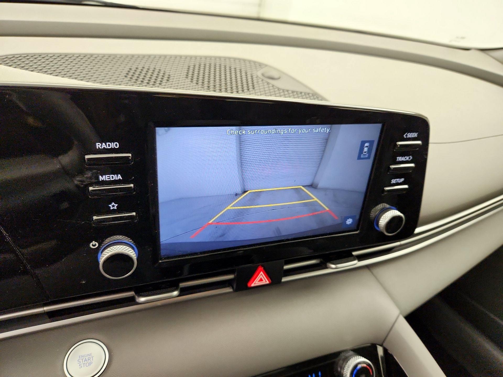 Thumbnail: 2021 Hyundai Elantra - 14