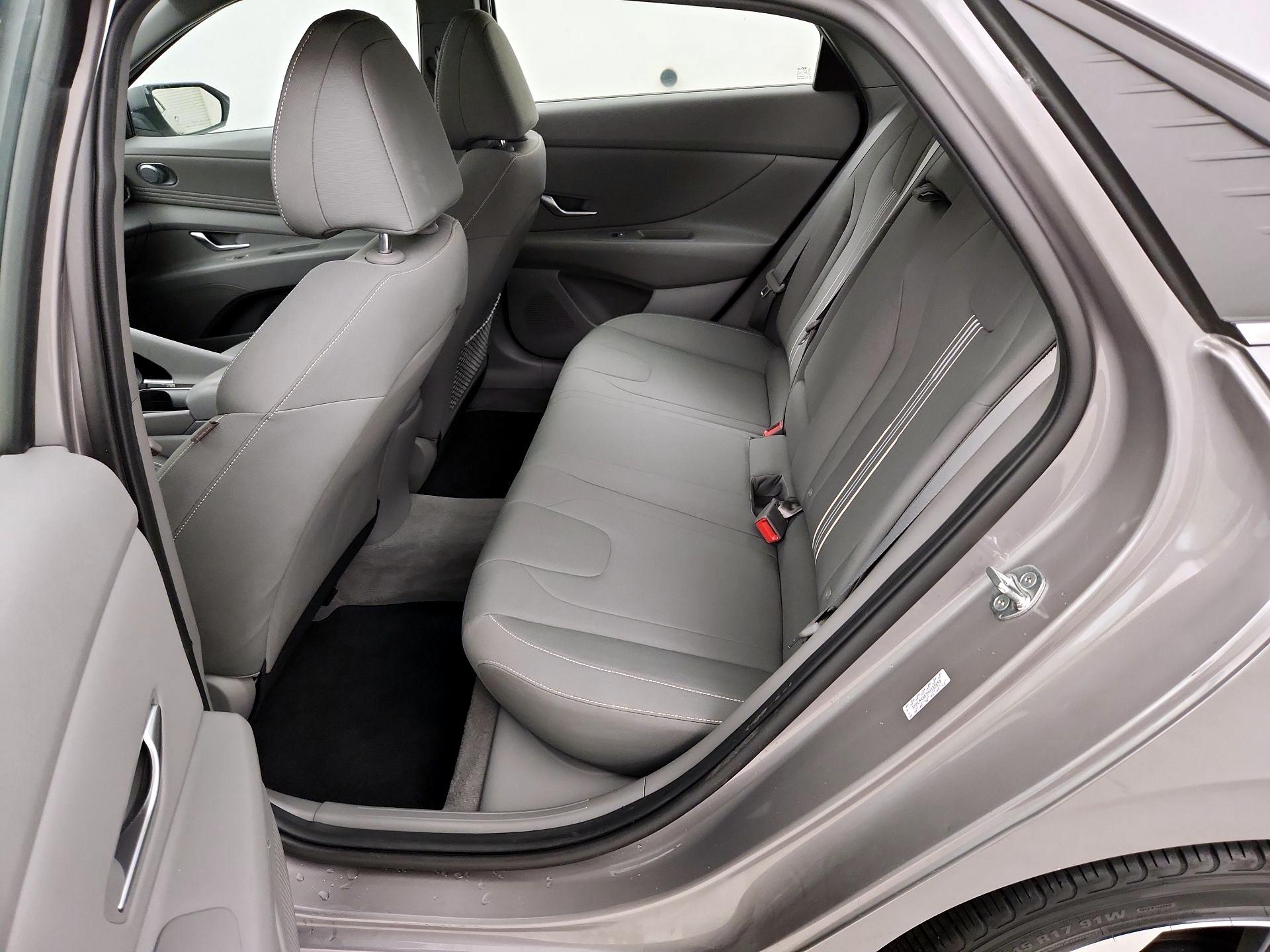 Thumbnail: 2021 Hyundai Elantra - 20