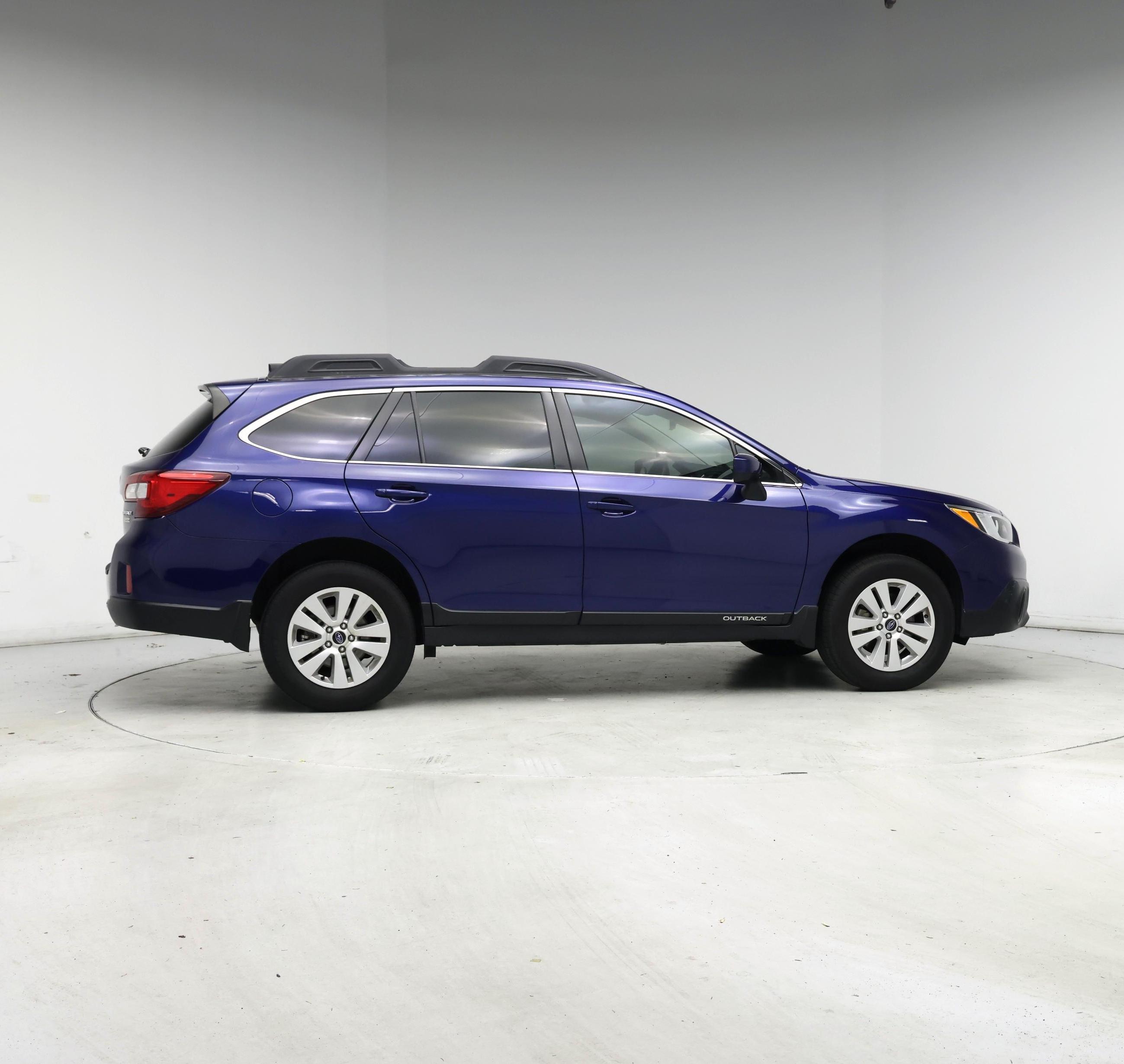 Thumbnail: 2017 Subaru Outback - 7