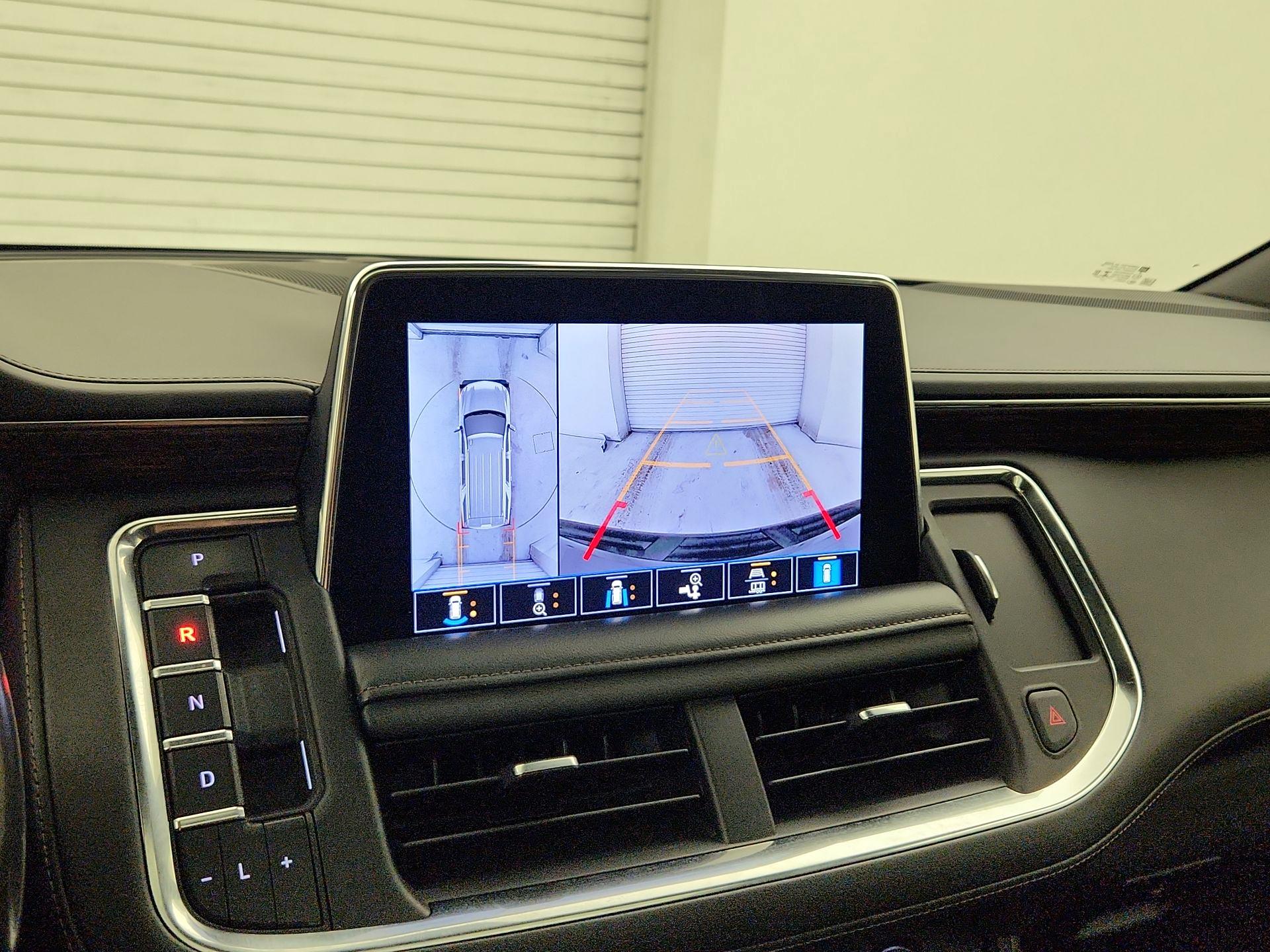 Thumbnail: 2021 Chevrolet Tahoe - 14