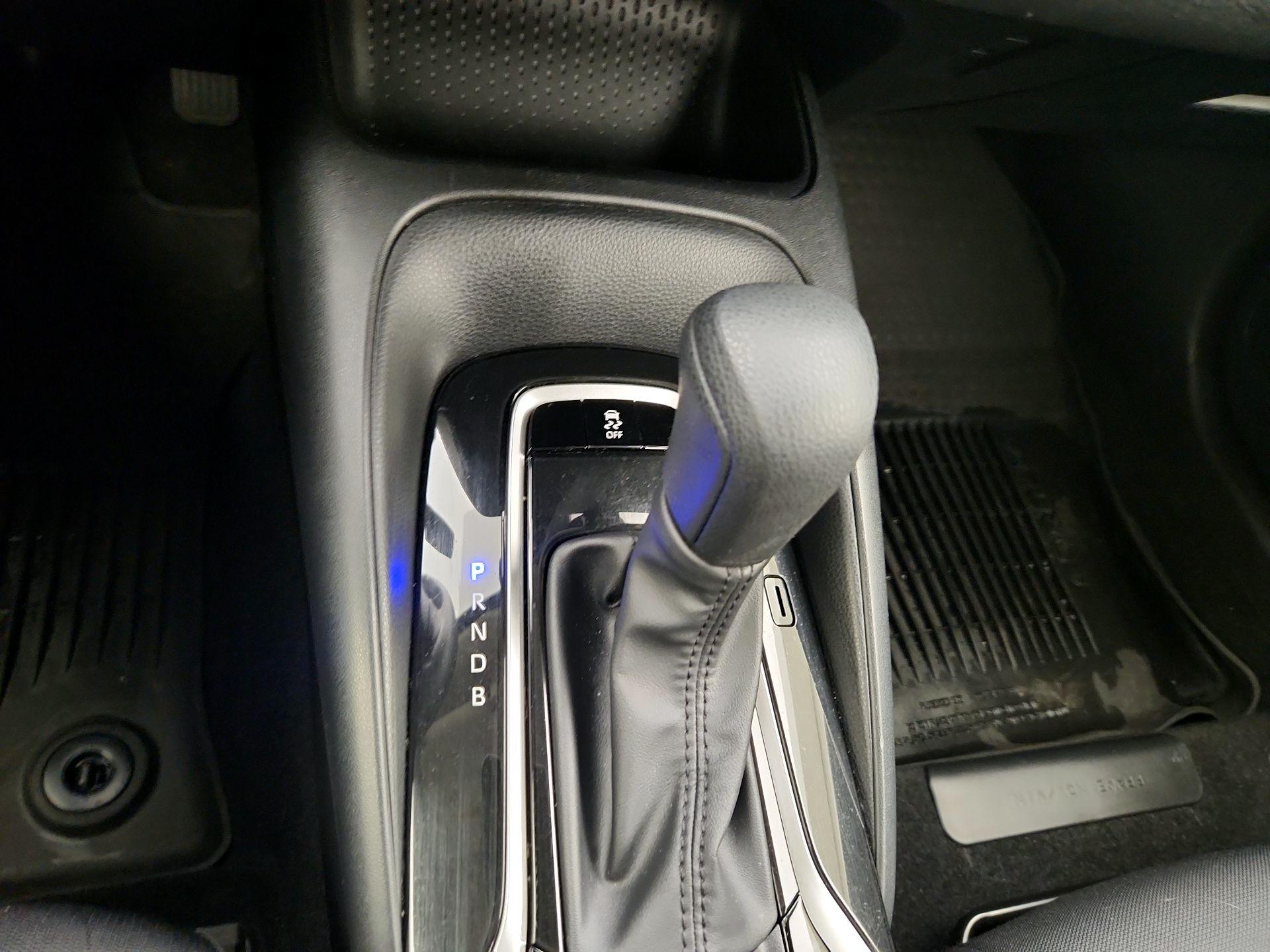 Thumbnail: 2022 Toyota Corolla - 17