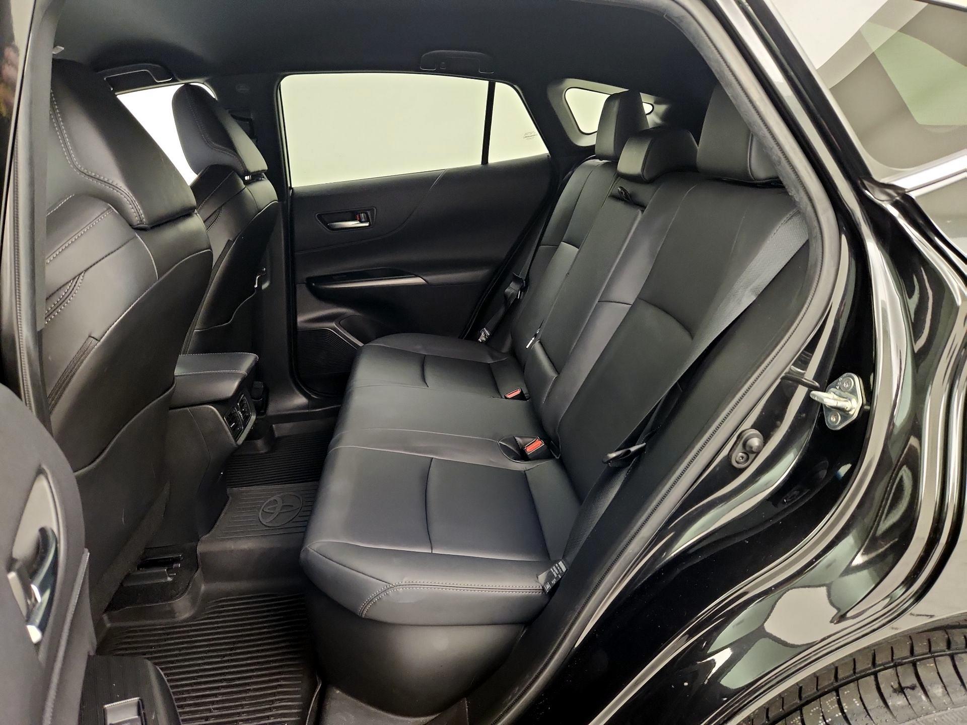 Thumbnail: 2023 Toyota Venza - 19