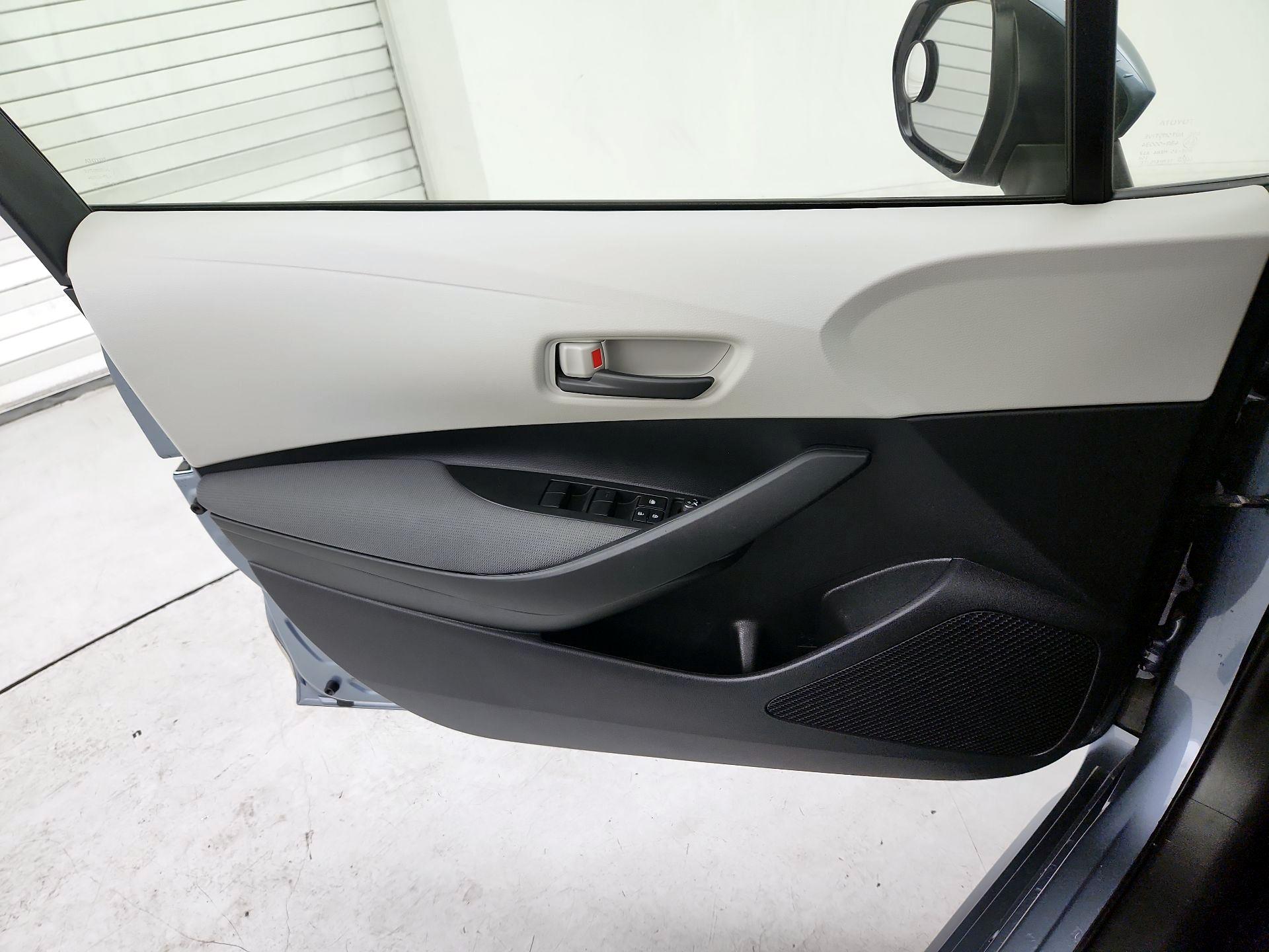 Thumbnail: 2022 Toyota Corolla - 12