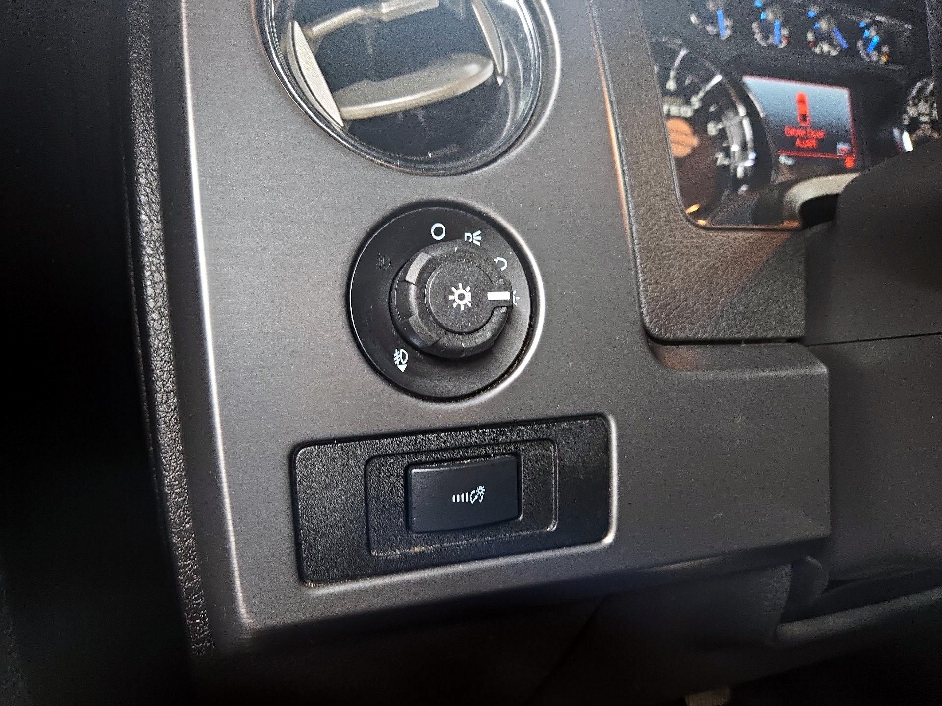 Thumbnail: 2014 Ford F-150 - 13