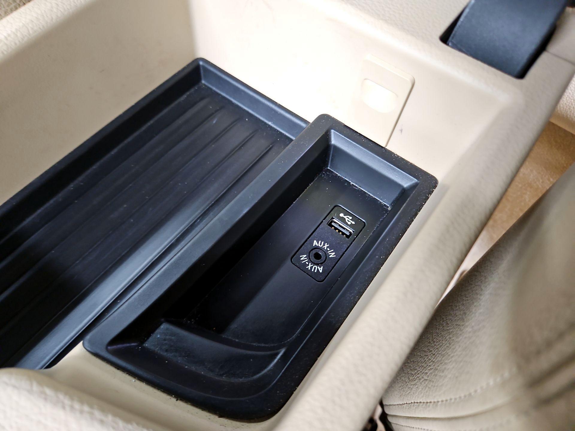 Thumbnail: 2015 BMW 3 Series - 19