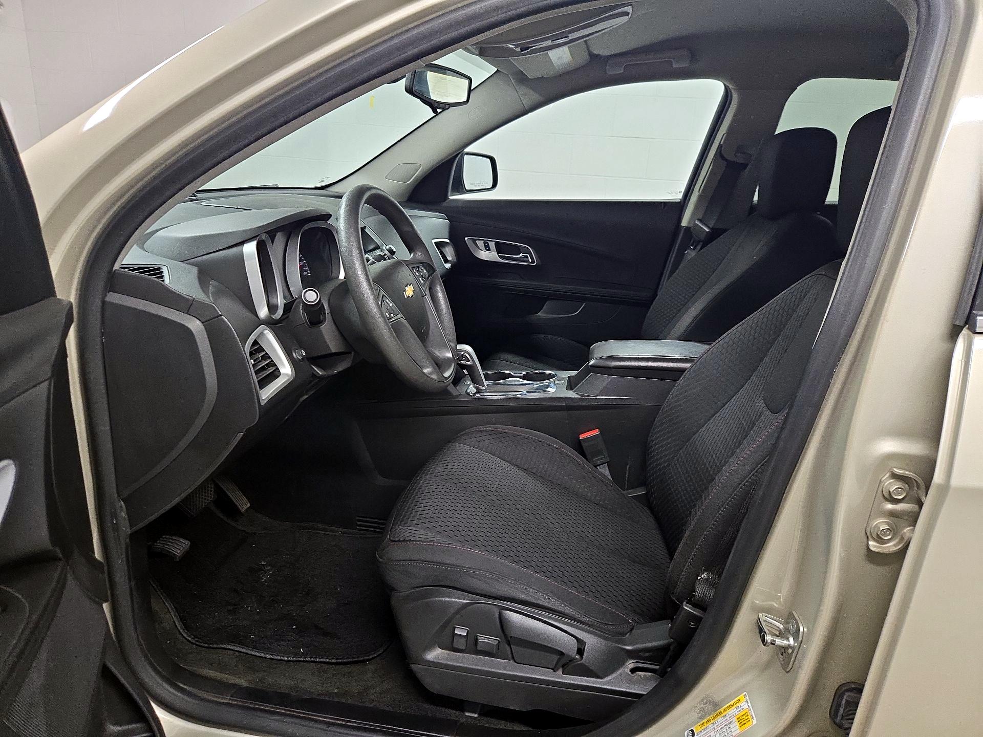 Thumbnail: 2015 Chevrolet Equinox - 11