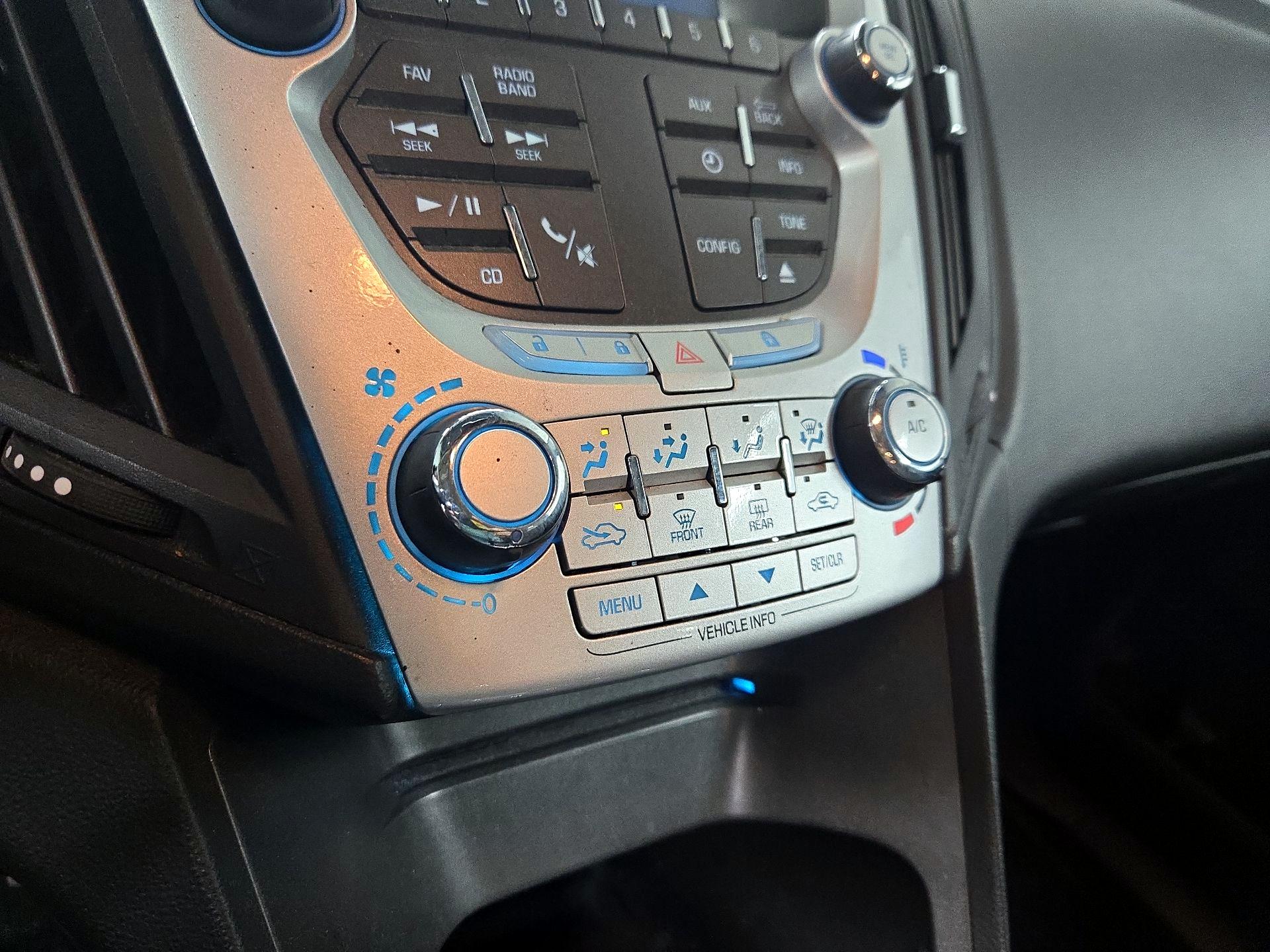 Thumbnail: 2015 Chevrolet Equinox - 14