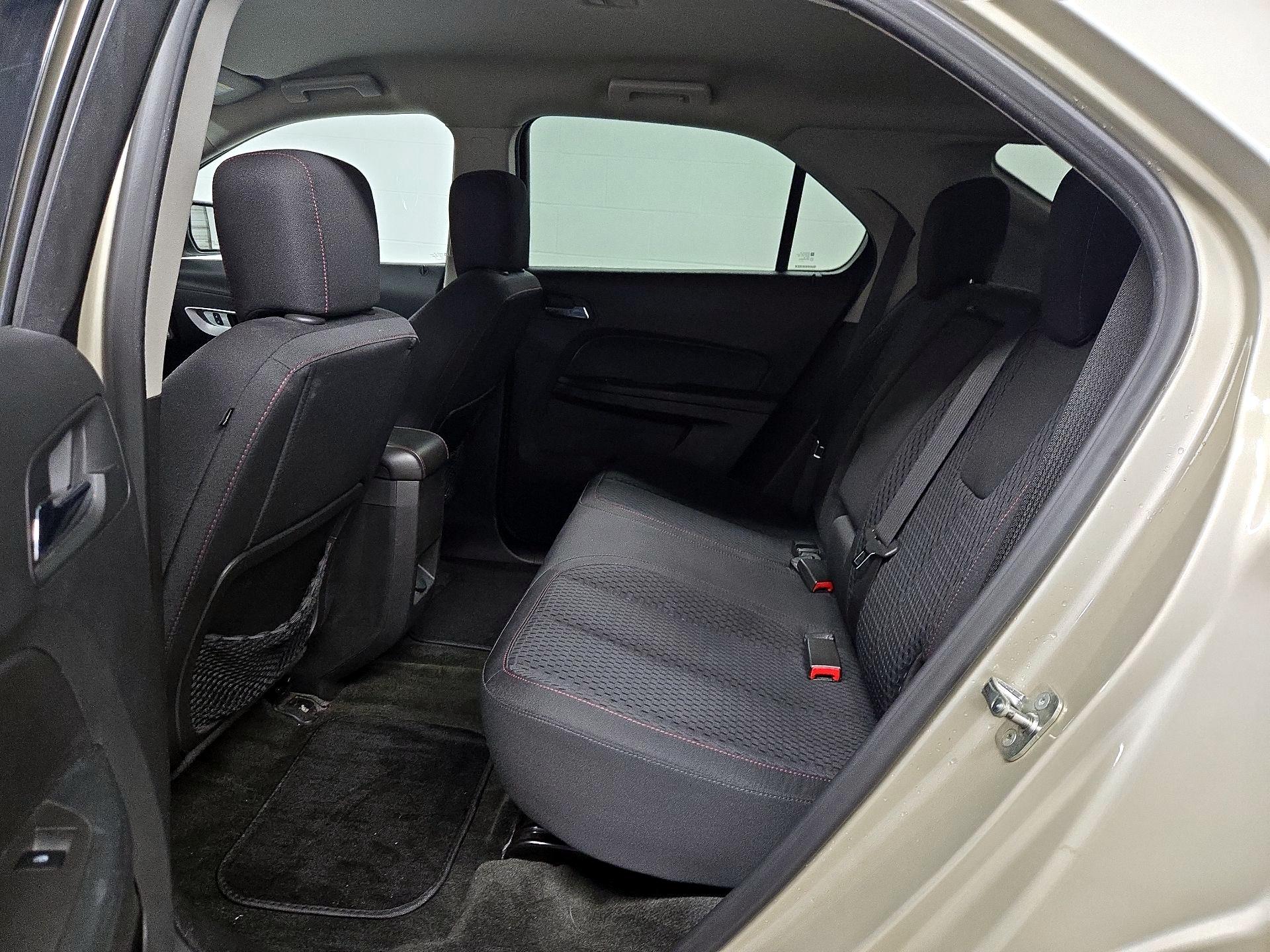 Thumbnail: 2015 Chevrolet Equinox - 17