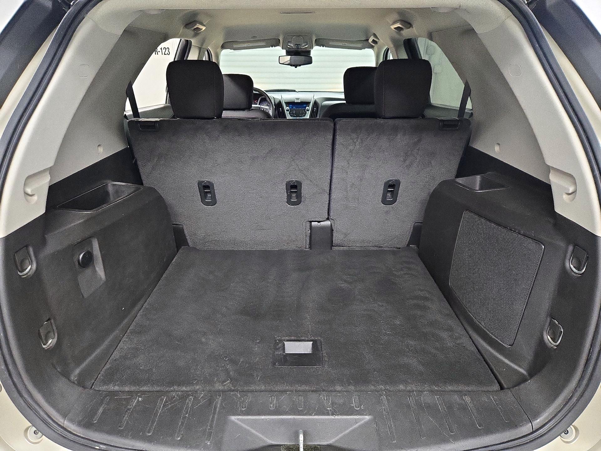 Thumbnail: 2015 Chevrolet Equinox - 18