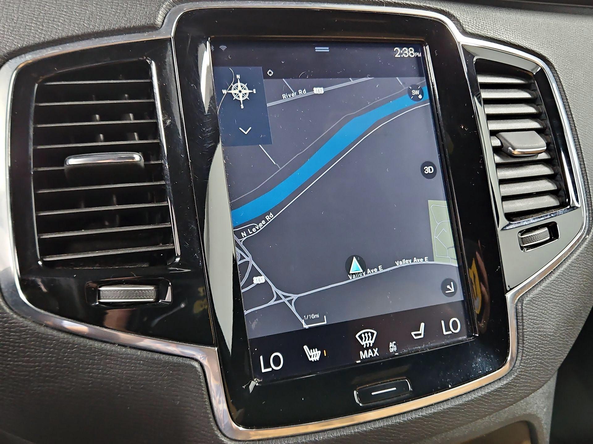 Thumbnail: 2018 Volvo XC90 - 14