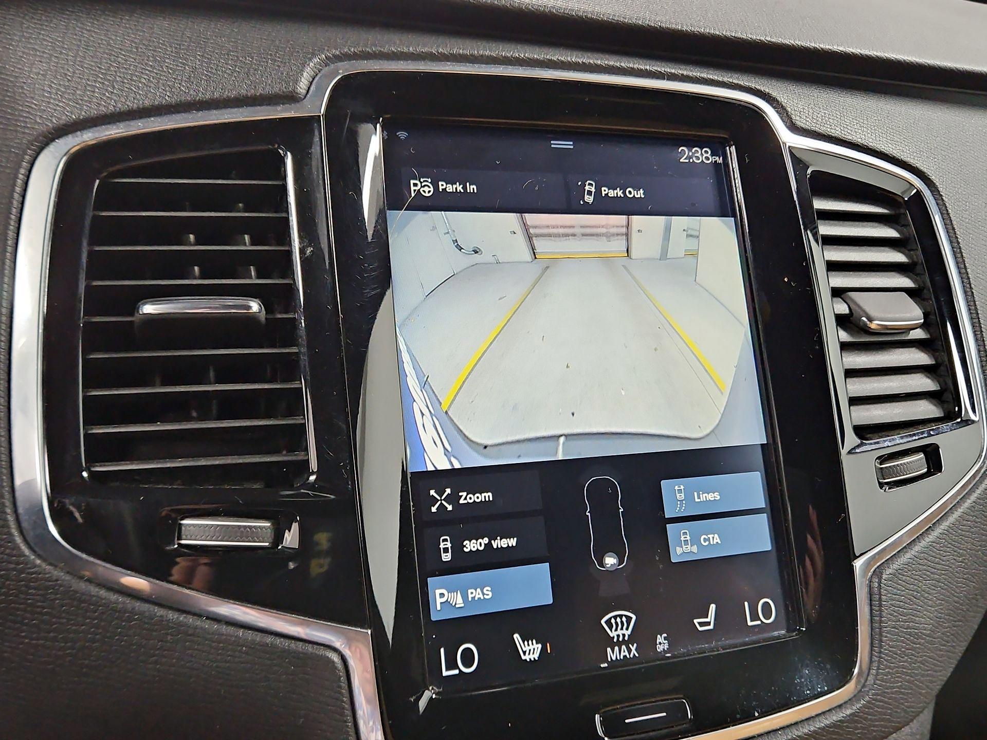 Thumbnail: 2018 Volvo XC90 - 15