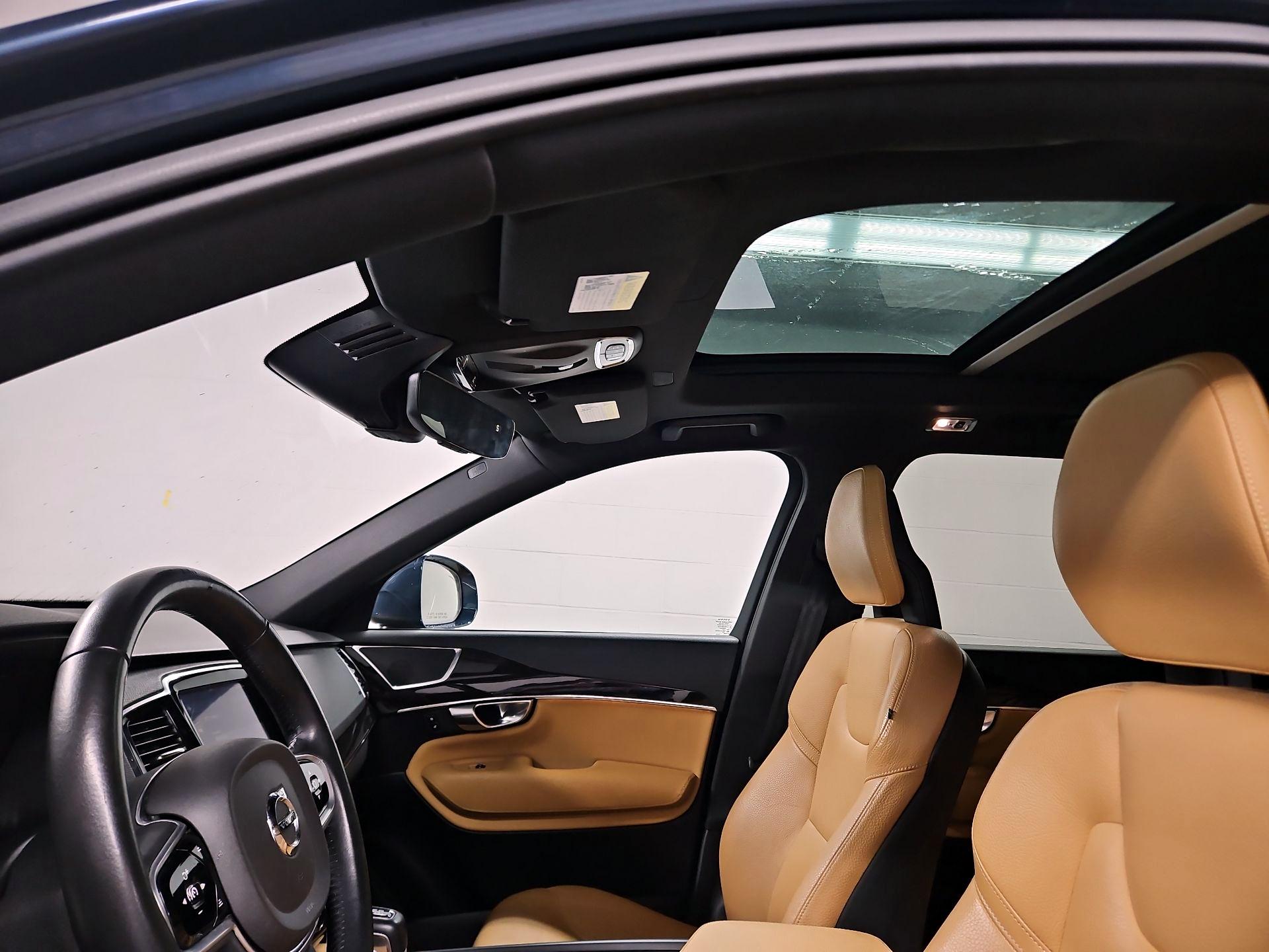 Thumbnail: 2018 Volvo XC90 - 20