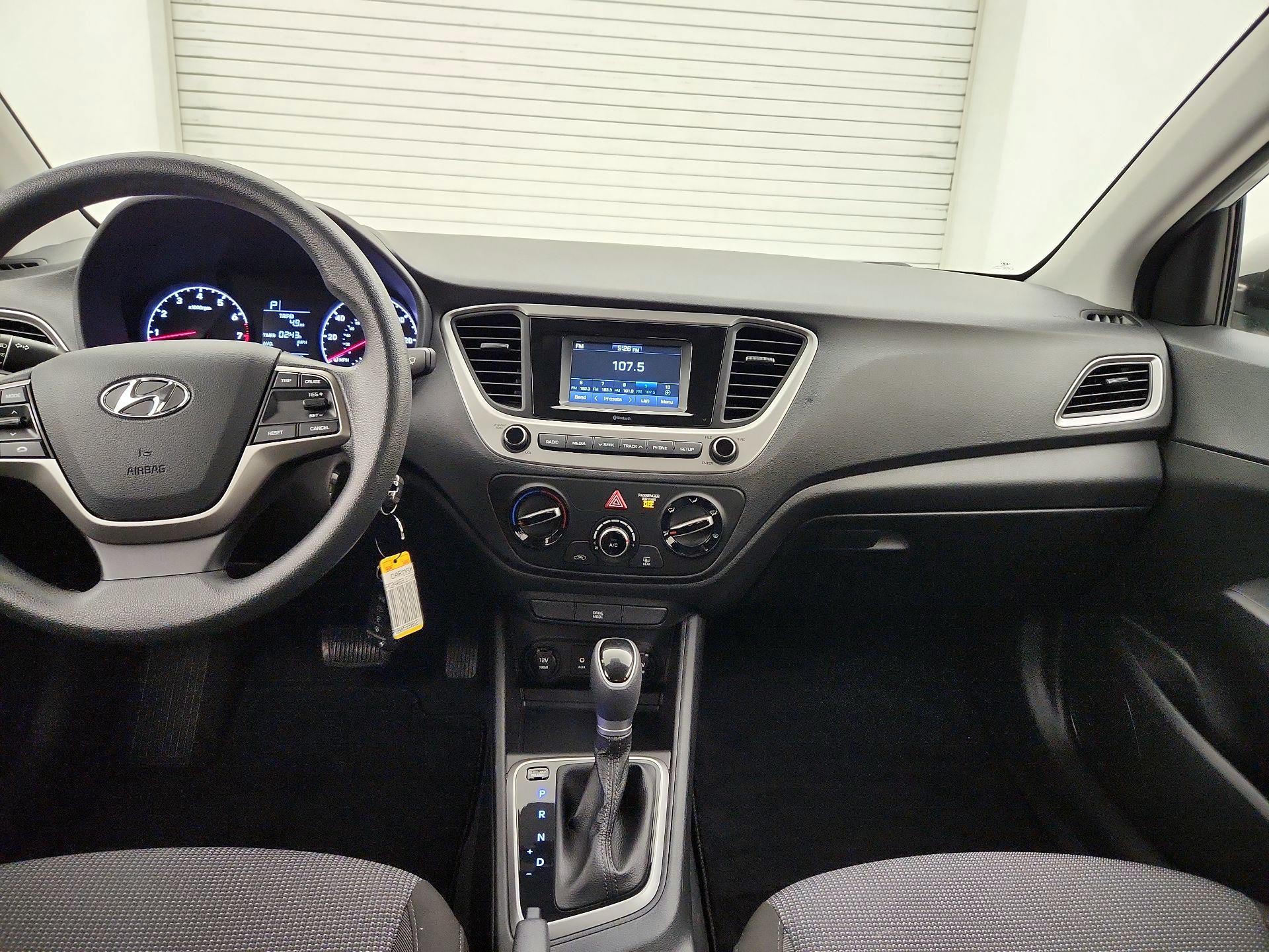 Thumbnail: 2020 Hyundai Accent - 9