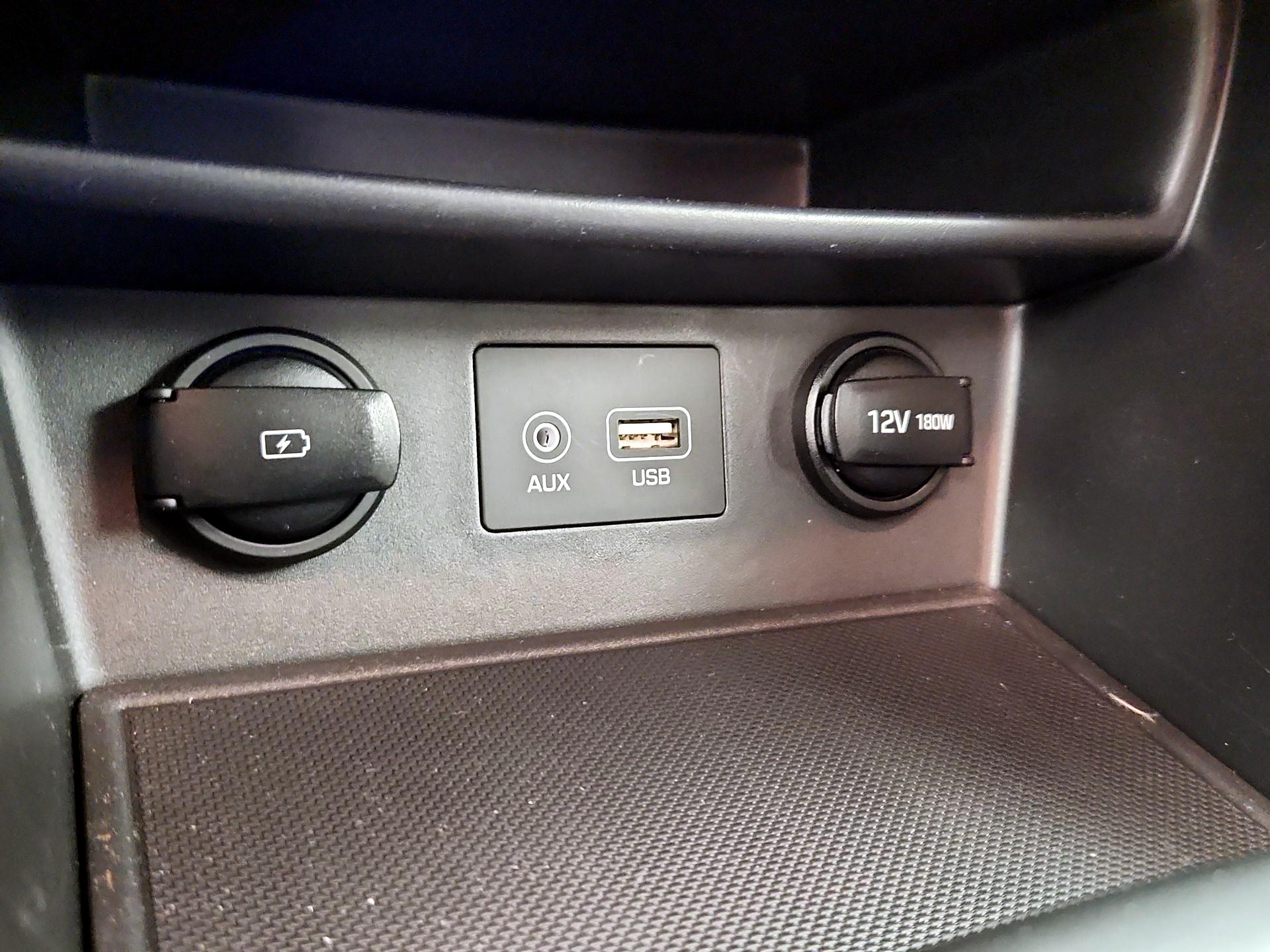 Thumbnail: 2020 Hyundai Kona - 18