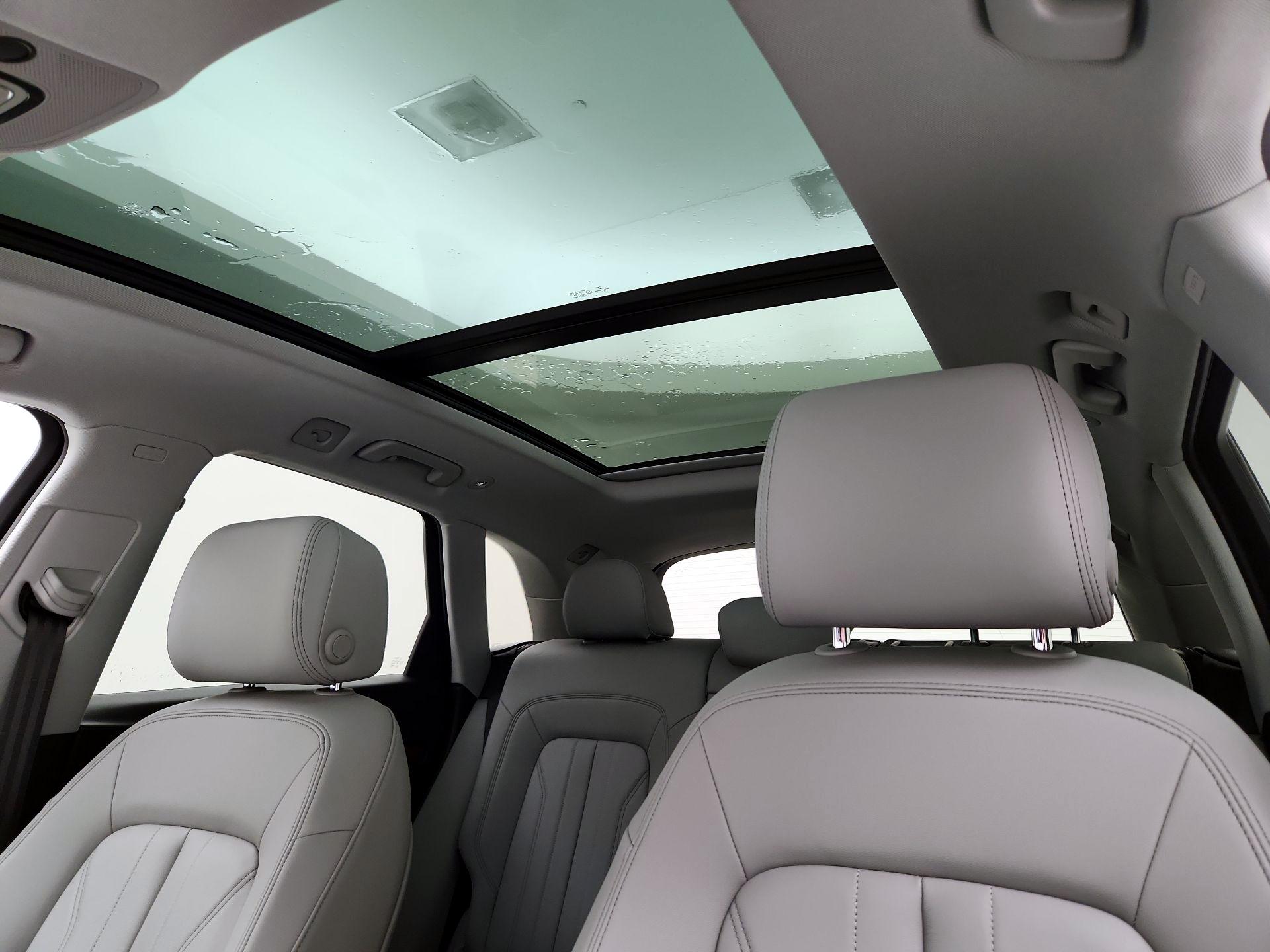 Thumbnail: 2022 Audi Q5 - 19