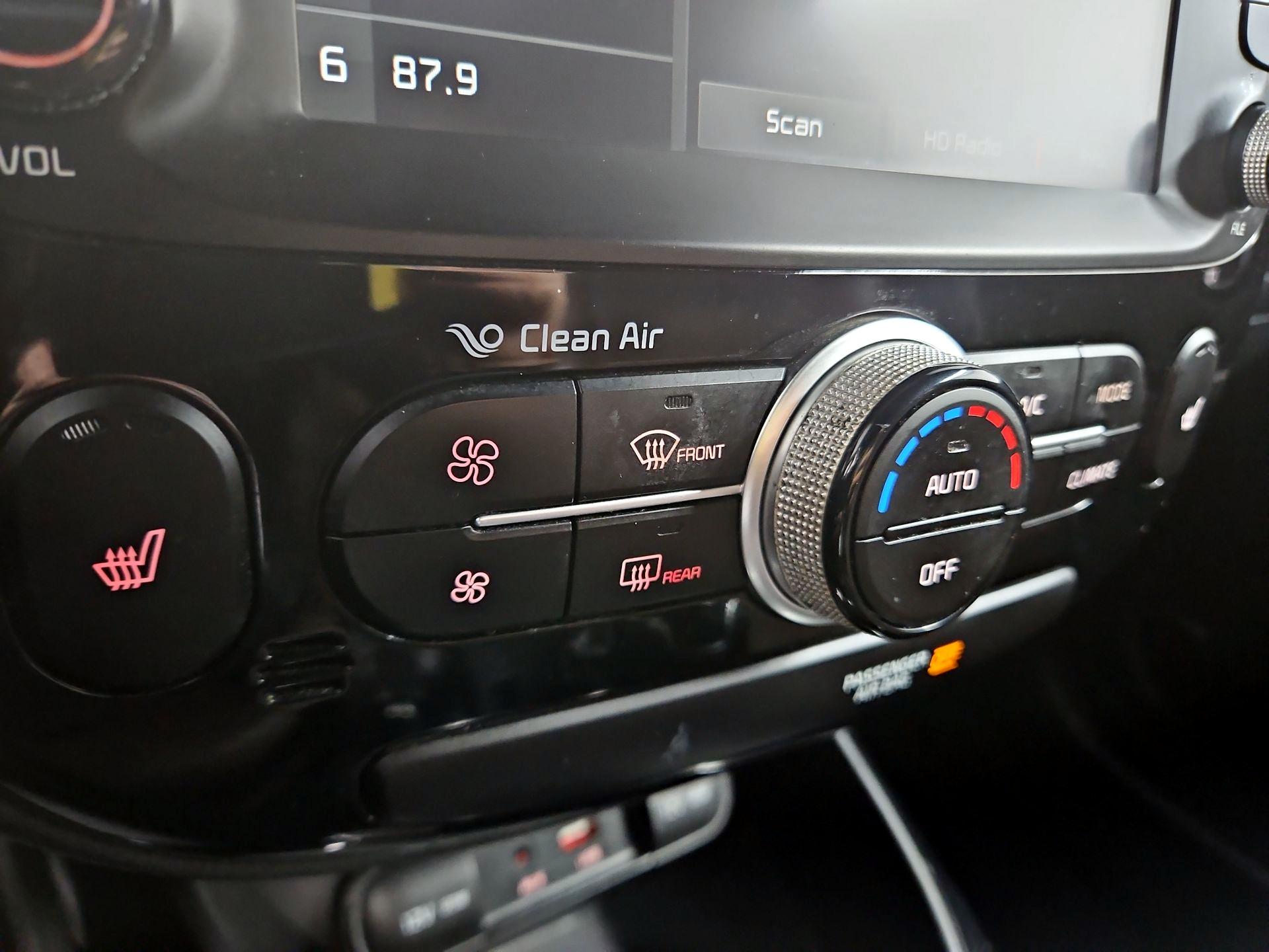 Thumbnail: 2017 Kia Soul - 17