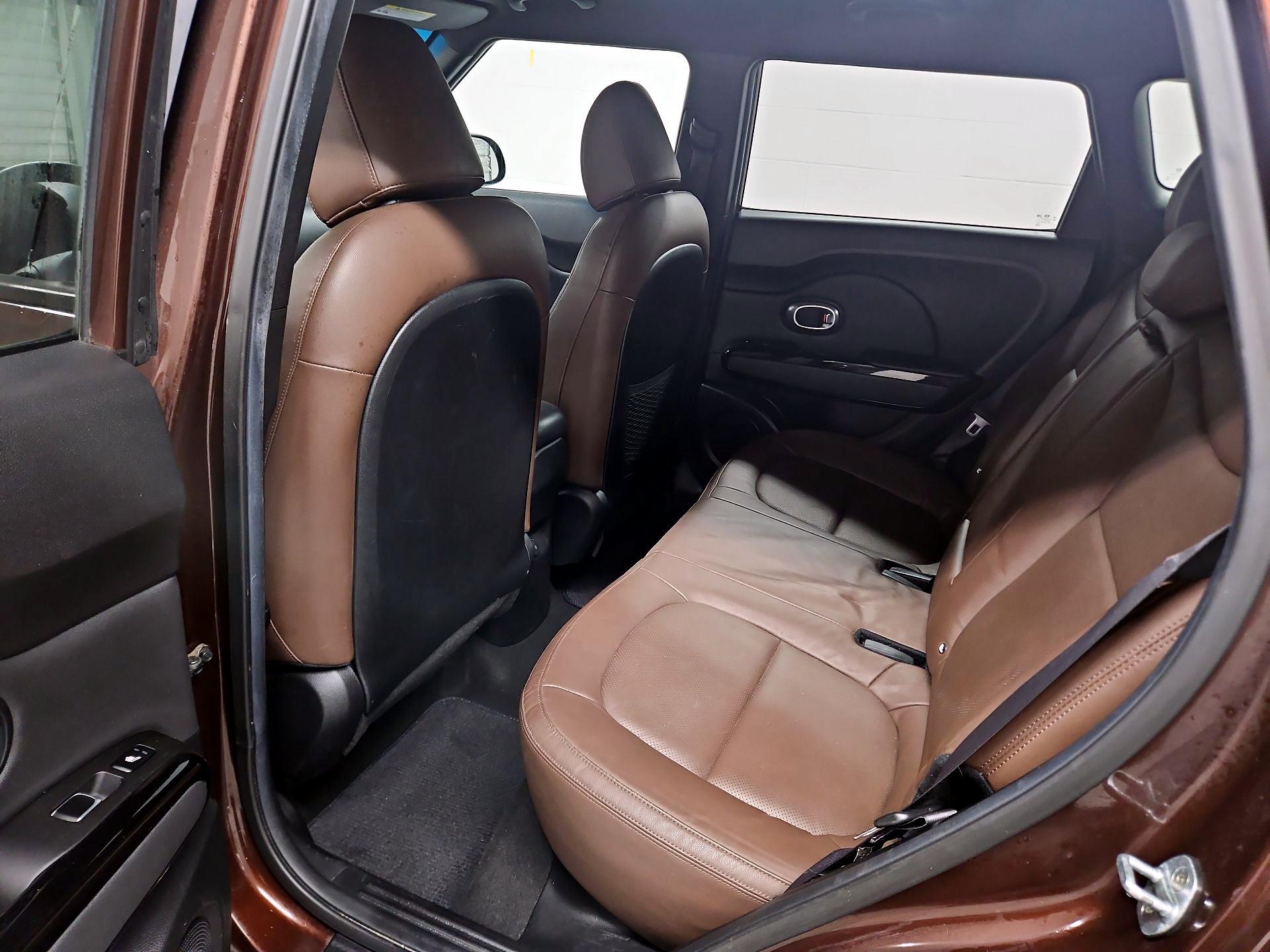 Thumbnail: 2017 Kia Soul - 20