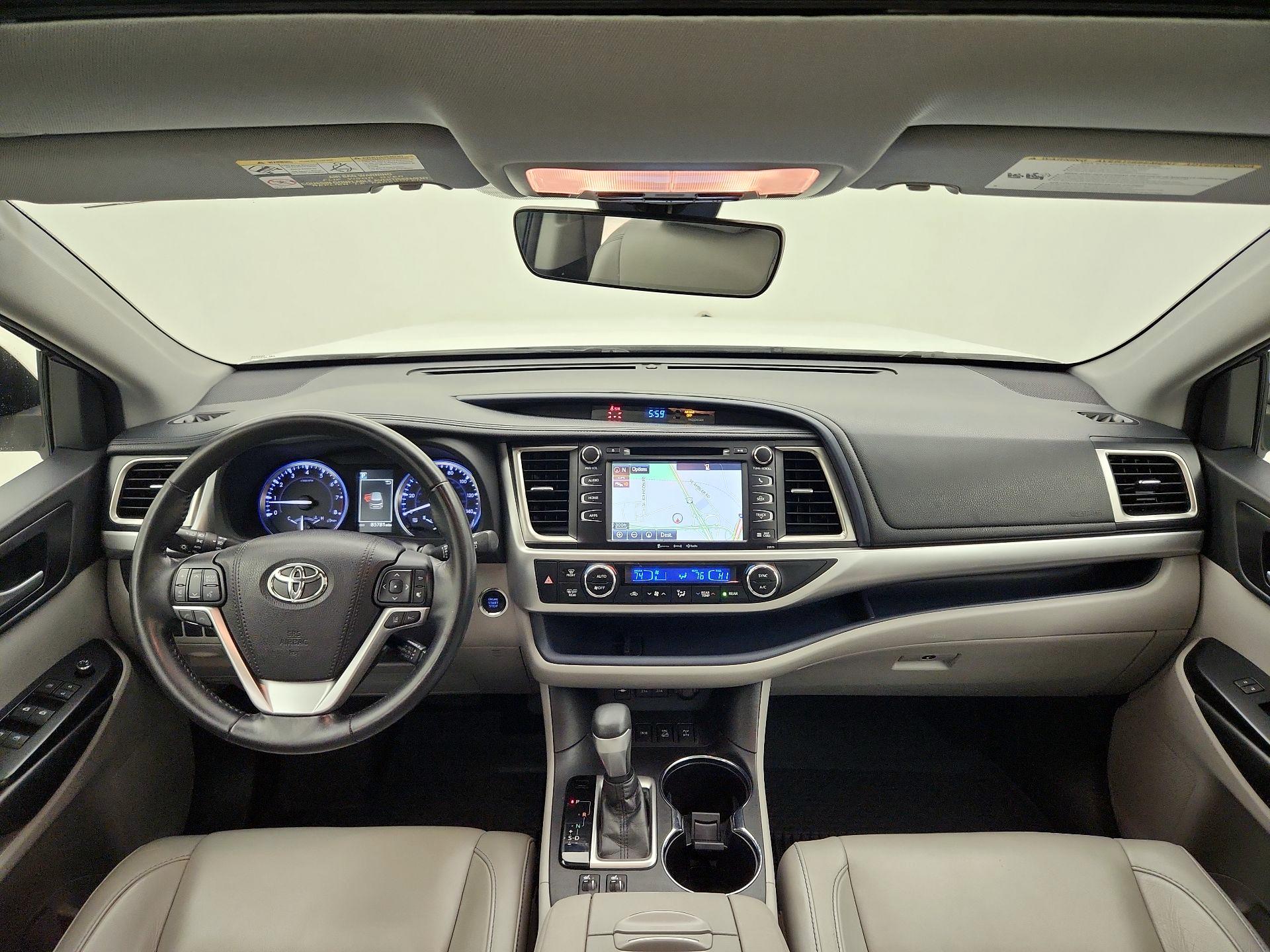 Thumbnail: 2018 Toyota Highlander - 9