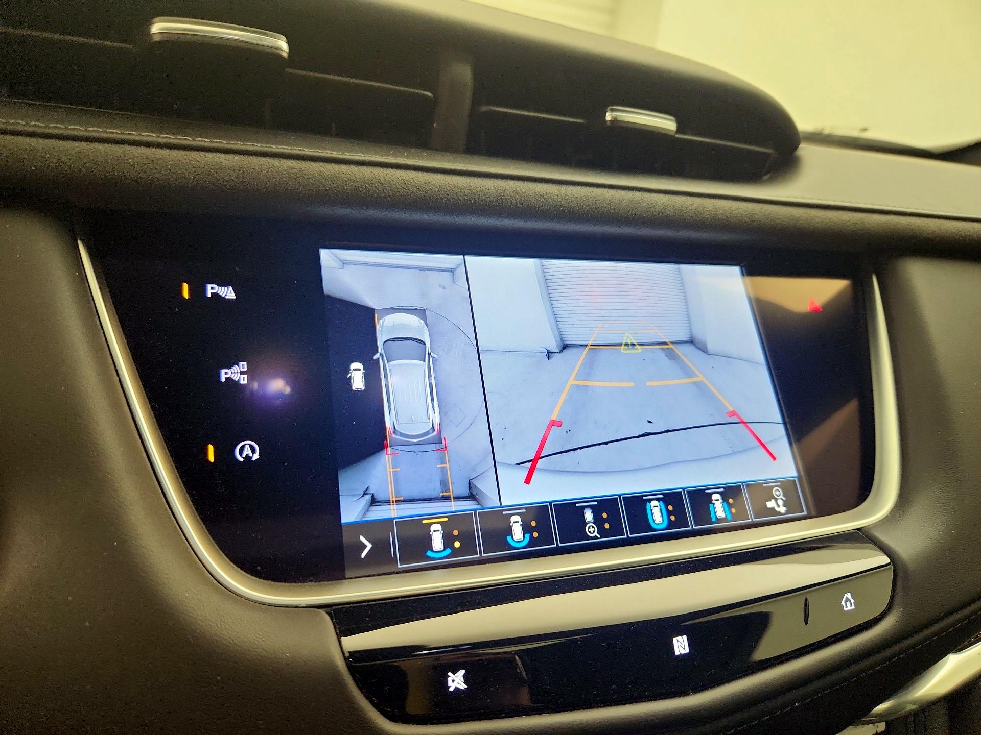 Thumbnail: 2020 Cadillac XT5 - 15