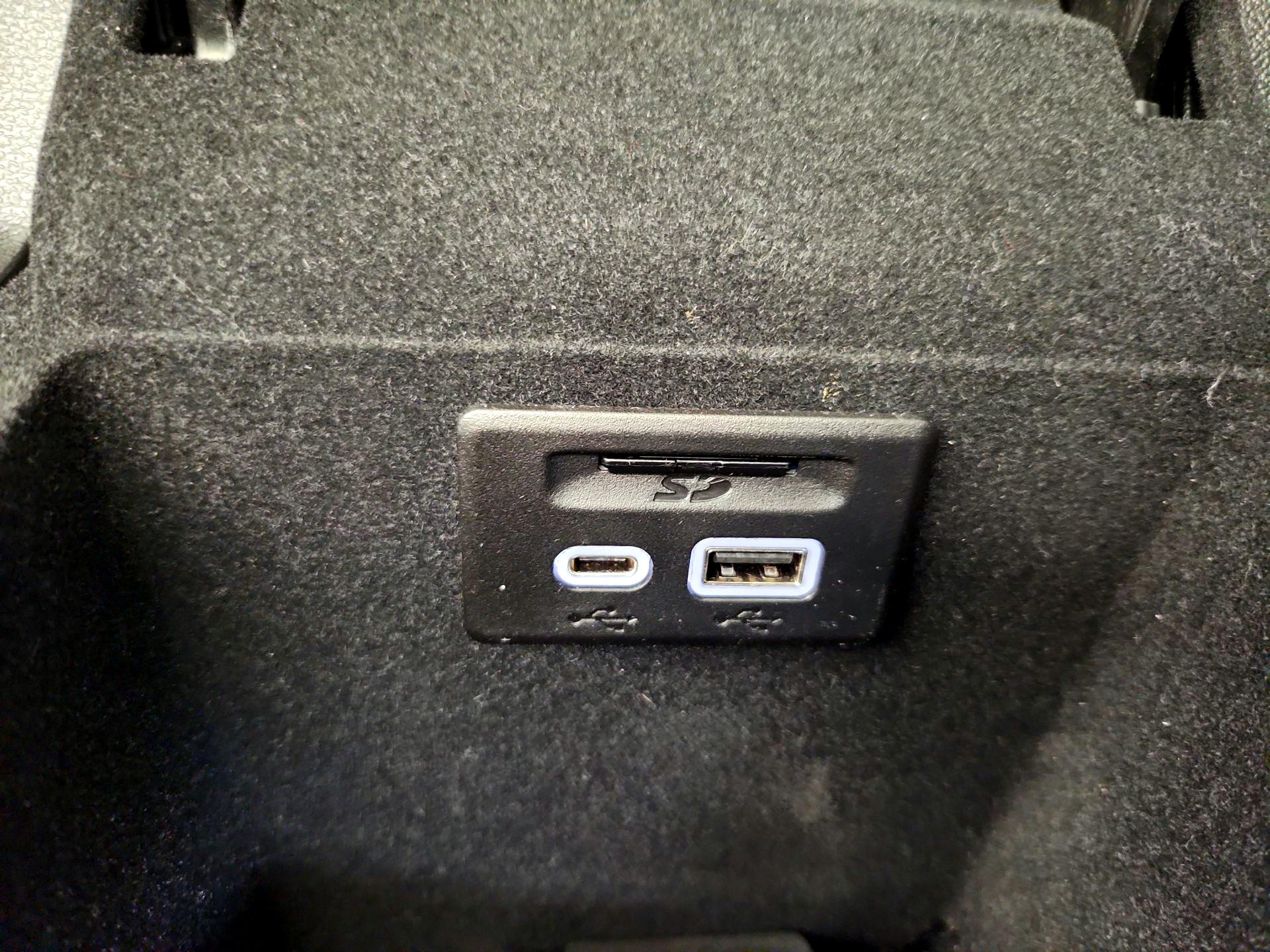 Thumbnail: 2020 Cadillac XT5 - 19