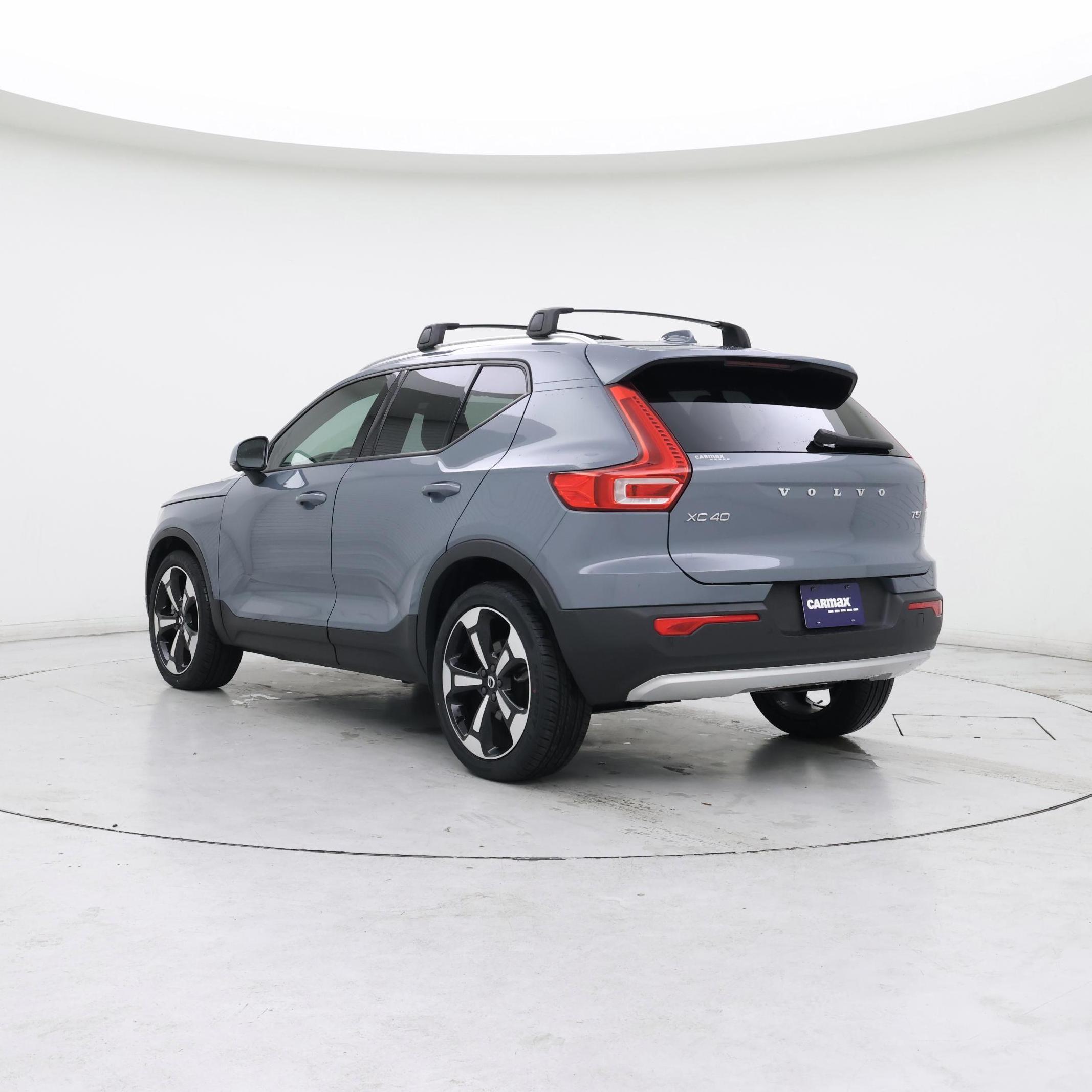 Thumbnail: 2020 Volvo XC40 - 2