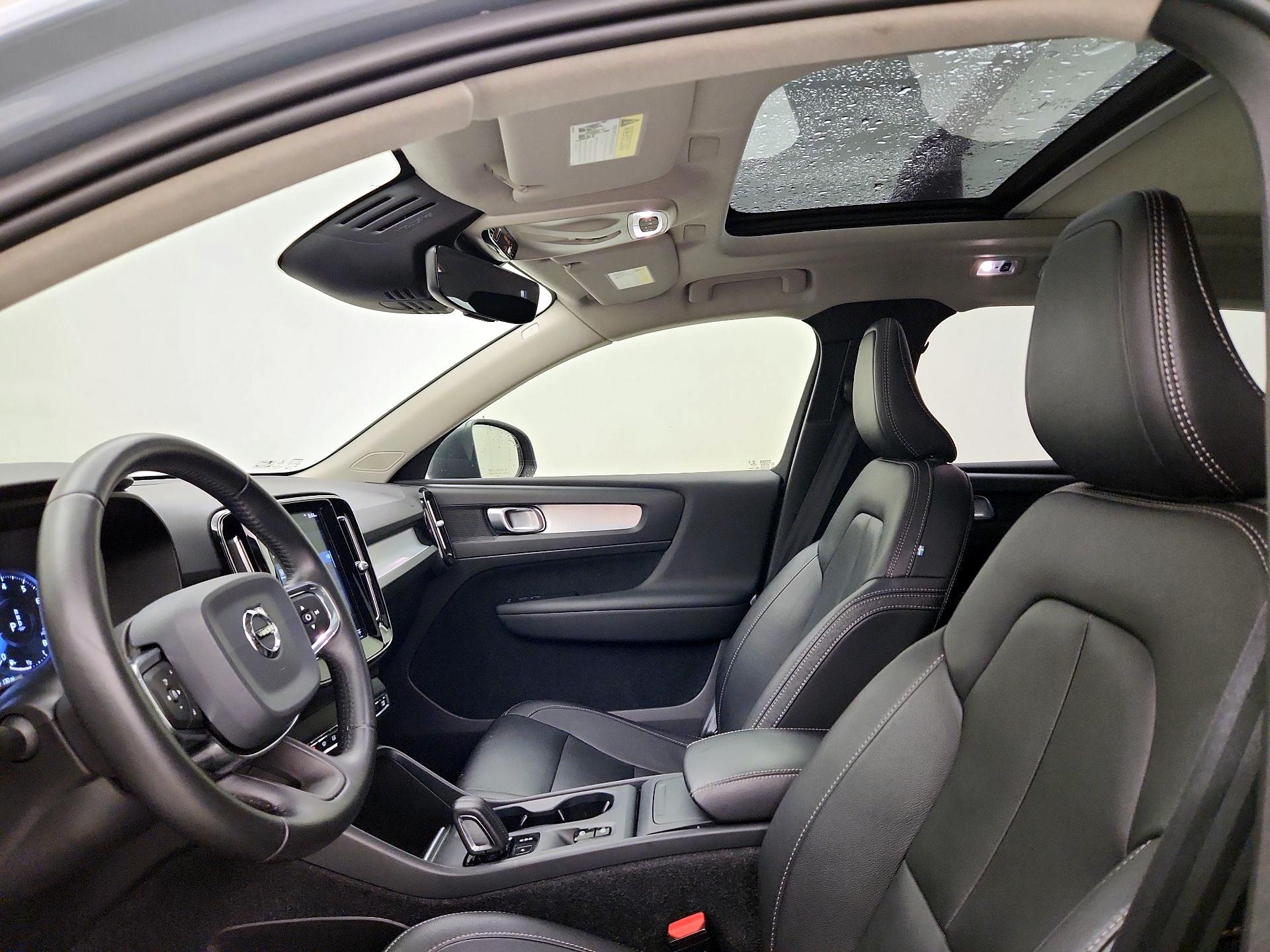 Thumbnail: 2020 Volvo XC40 - 19