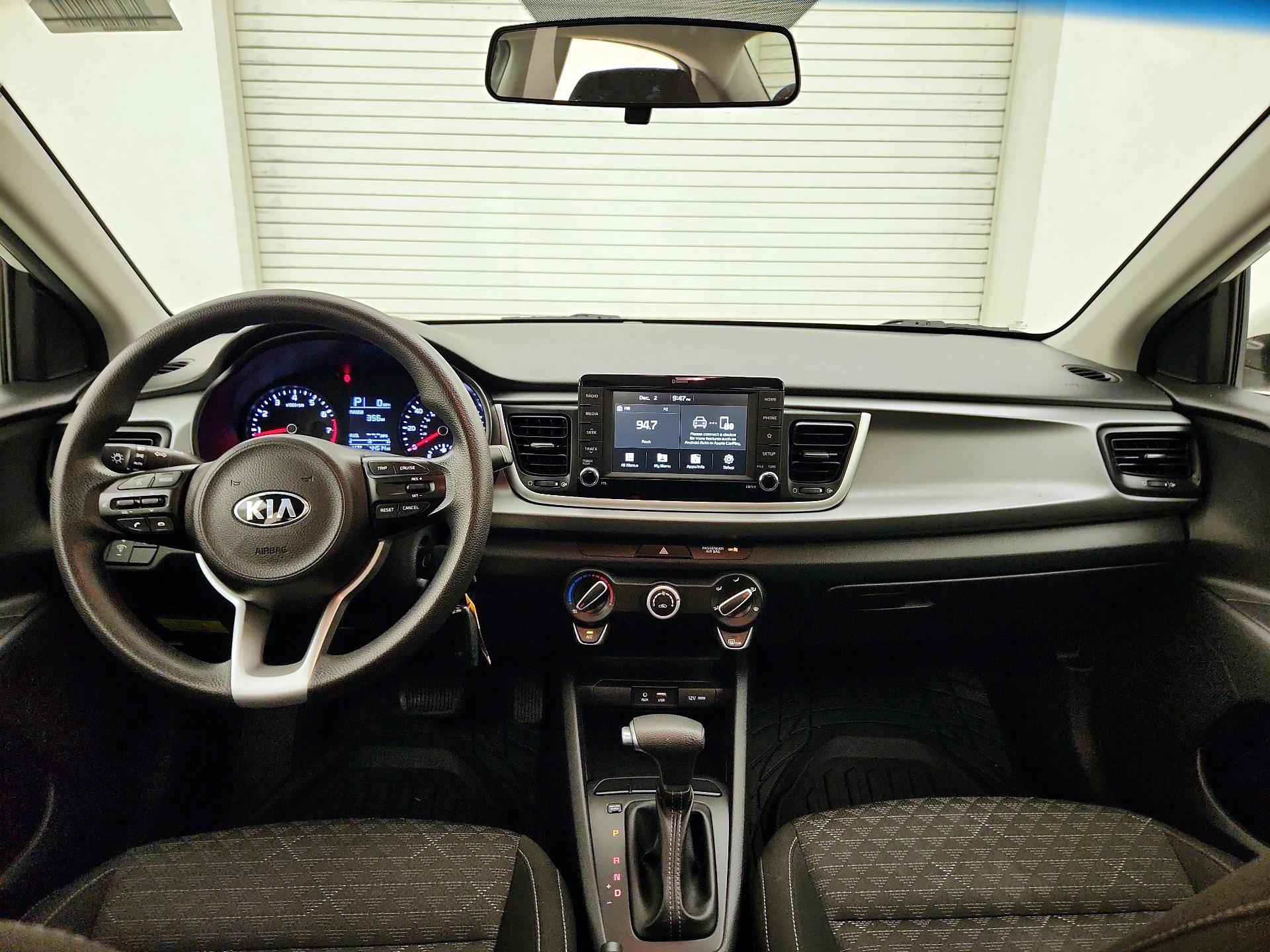 Thumbnail: 2020 Kia Rio - 9