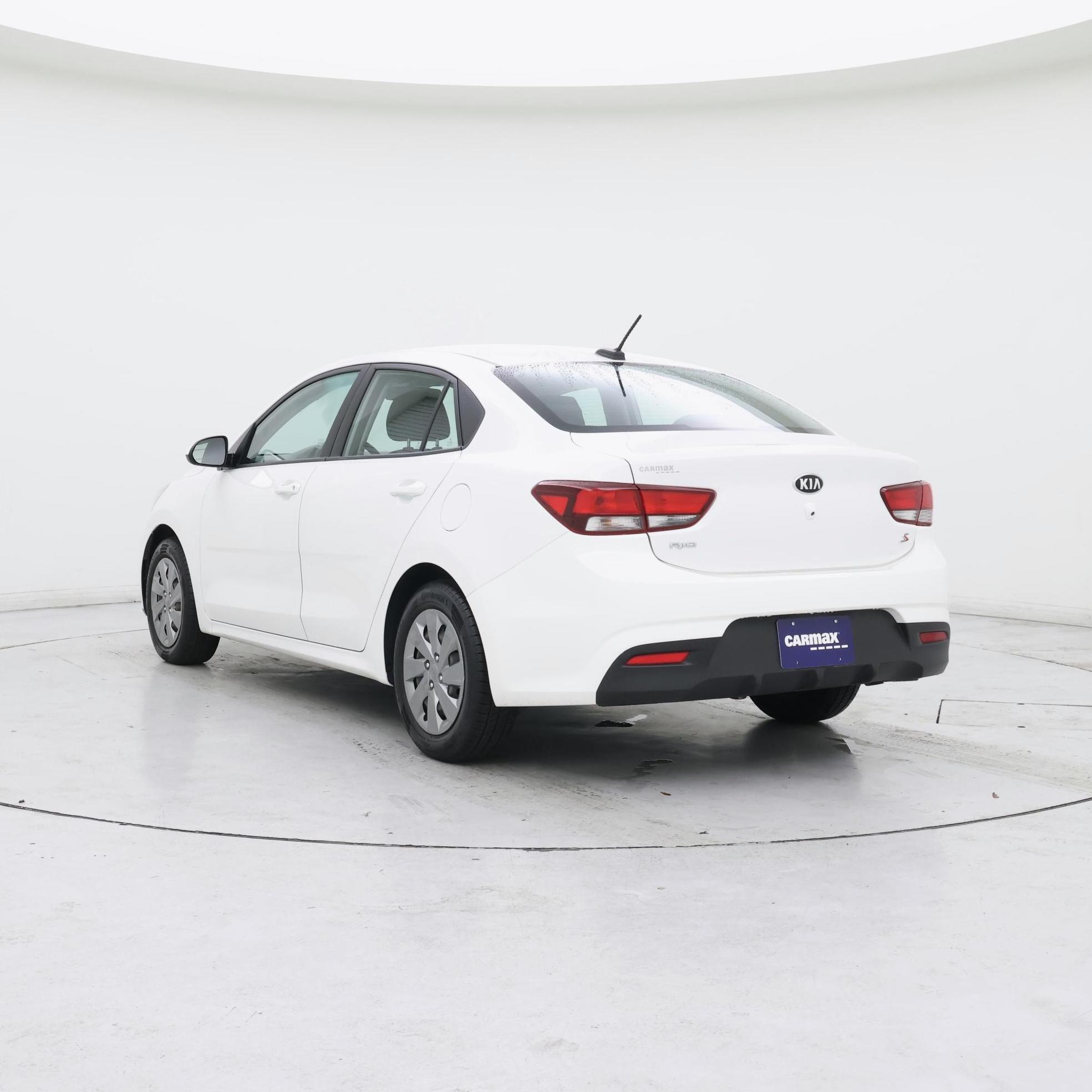 Thumbnail: 2020 Kia Rio - 2