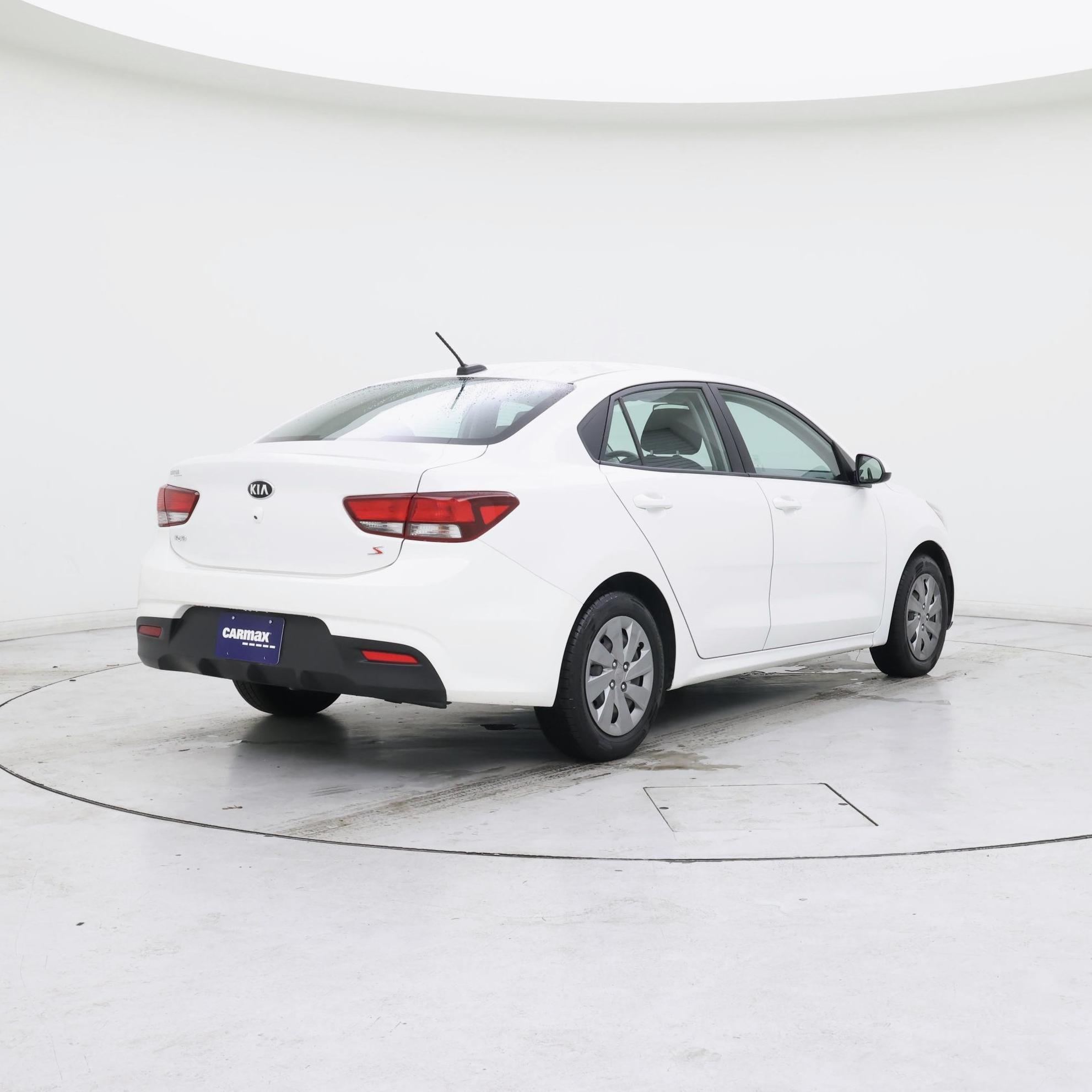 Thumbnail: 2020 Kia Rio - 8