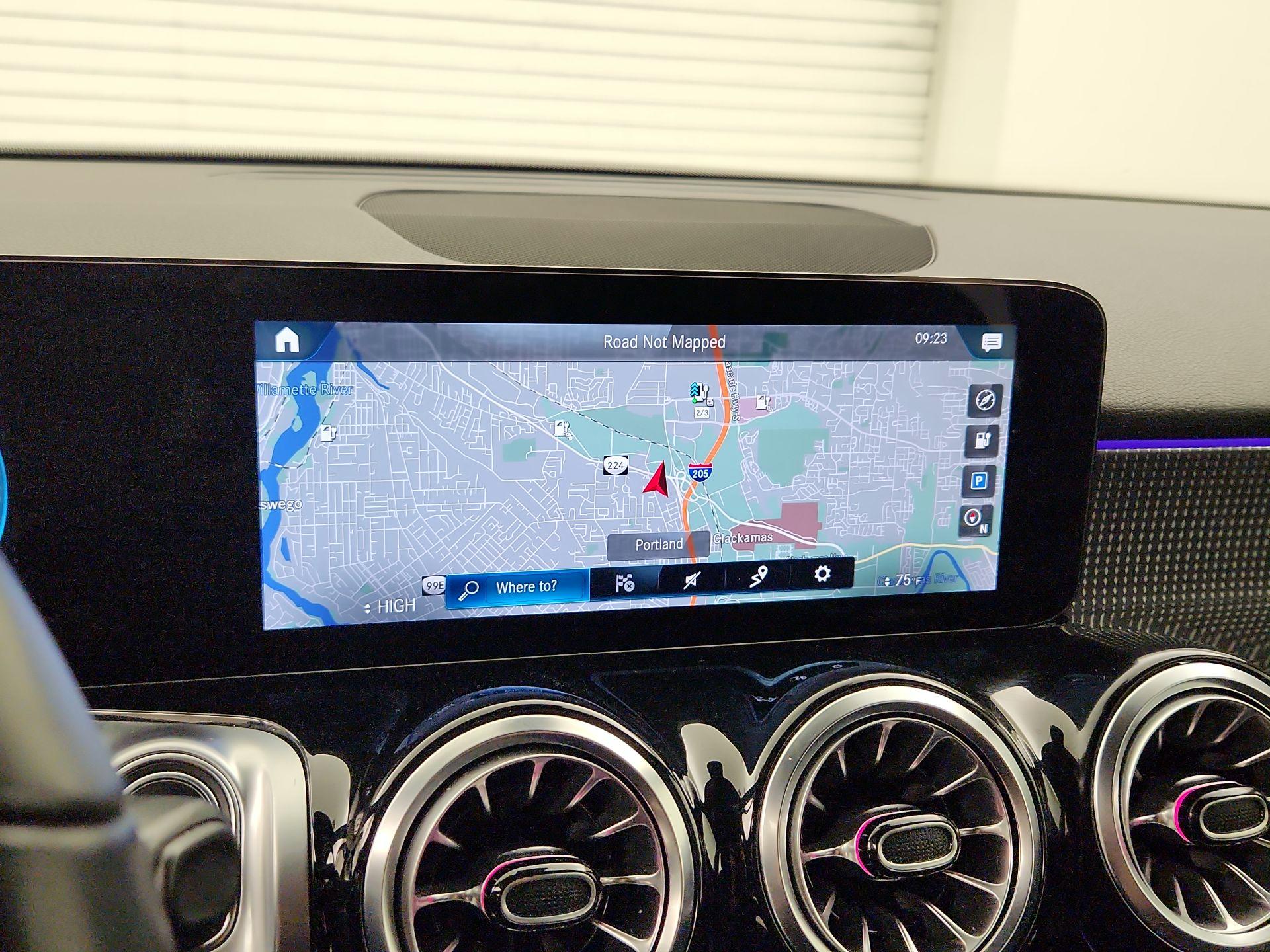 Thumbnail: 2022 Mercedes-Benz EQB - 14