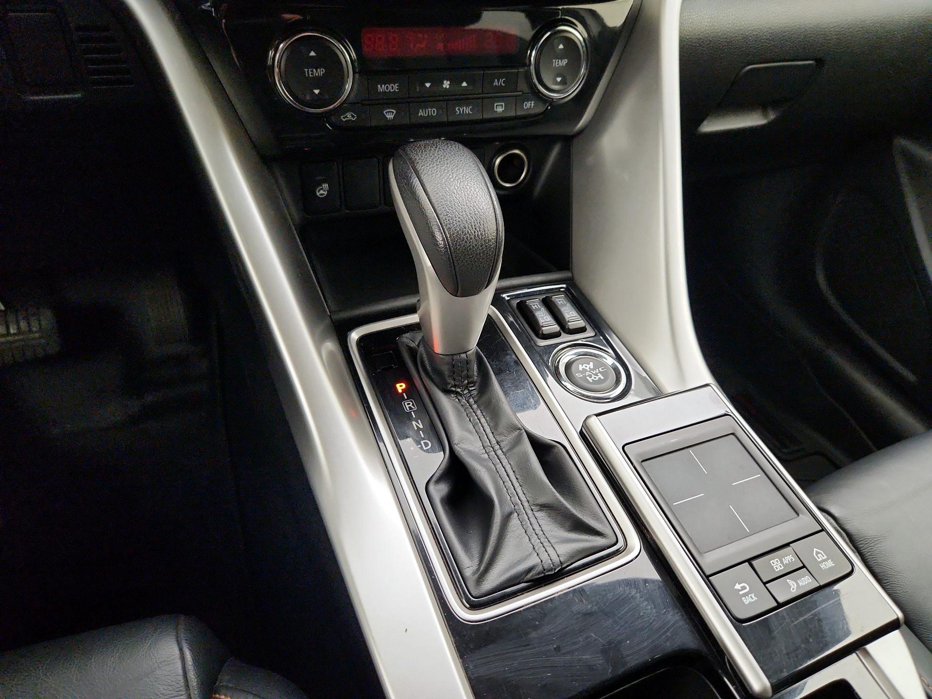 Thumbnail: 2020 Mitsubishi Eclipse Cross - 17