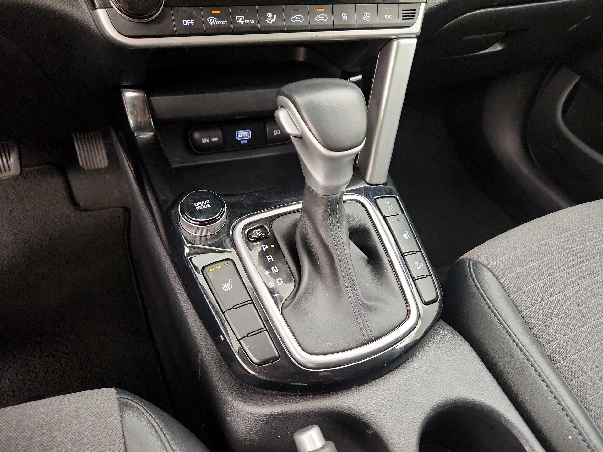 Thumbnail: 2023 Kia Seltos - 18