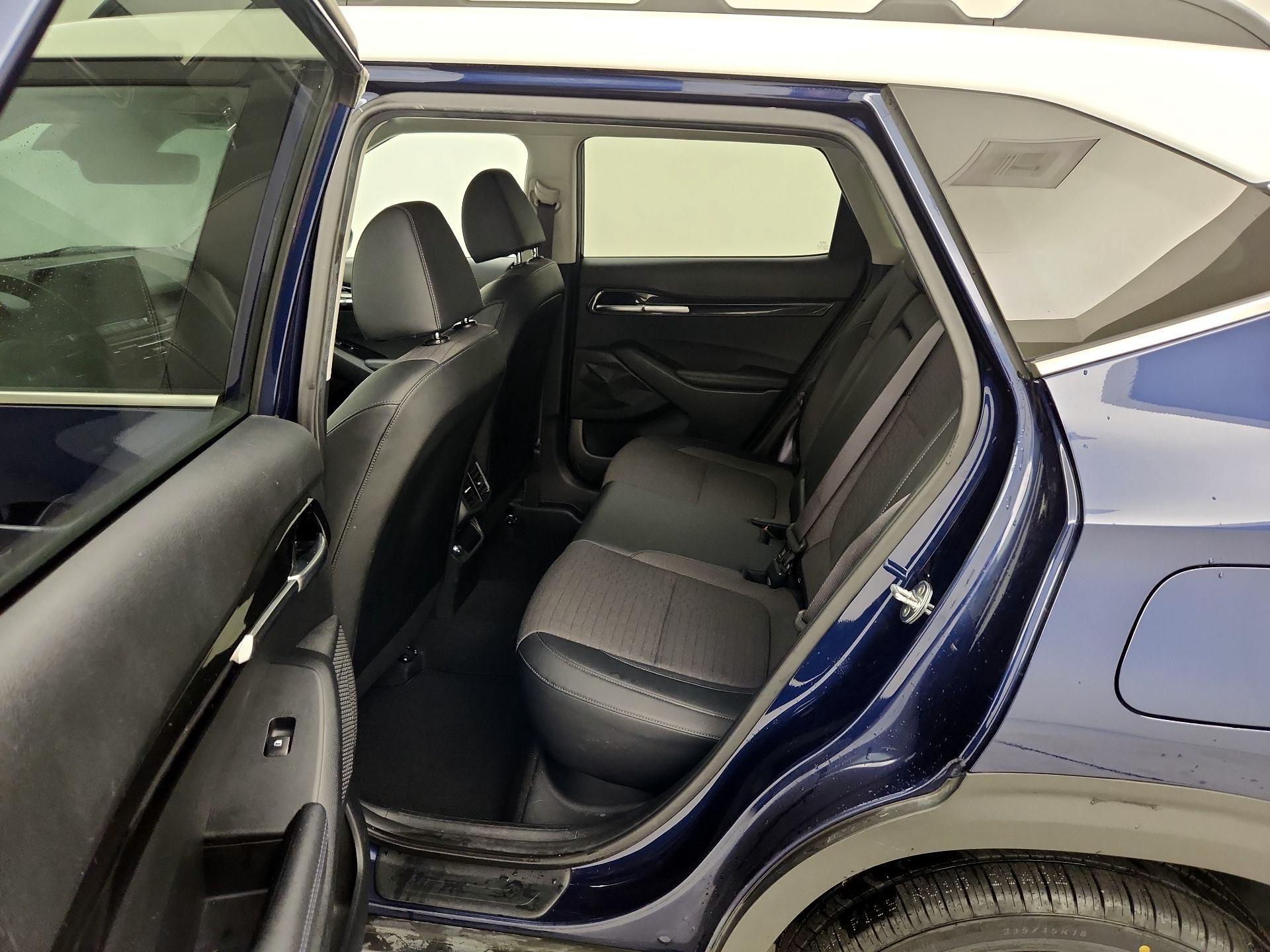 Thumbnail: 2023 Kia Seltos - 20