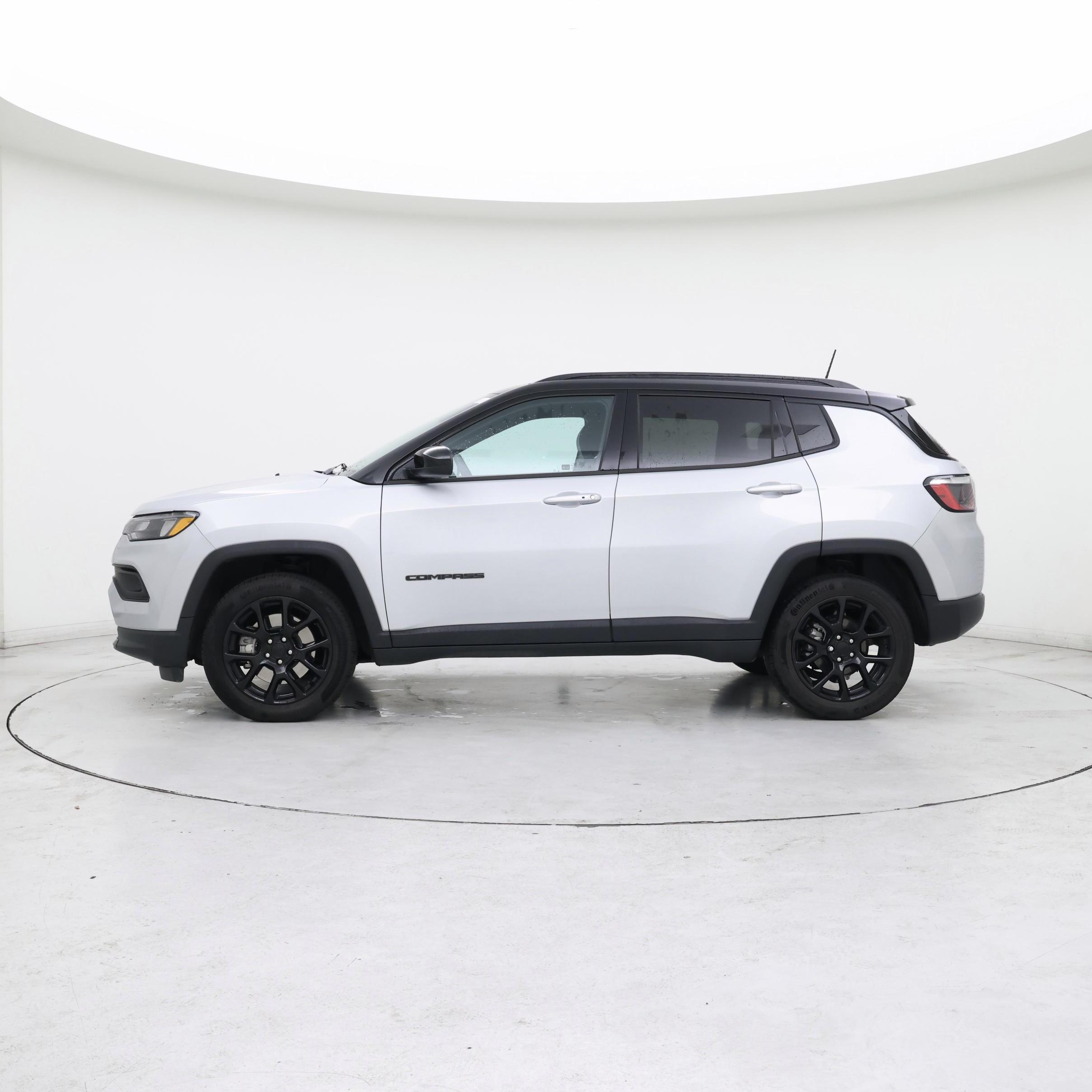 Thumbnail: 2024 Jeep Compass - 3