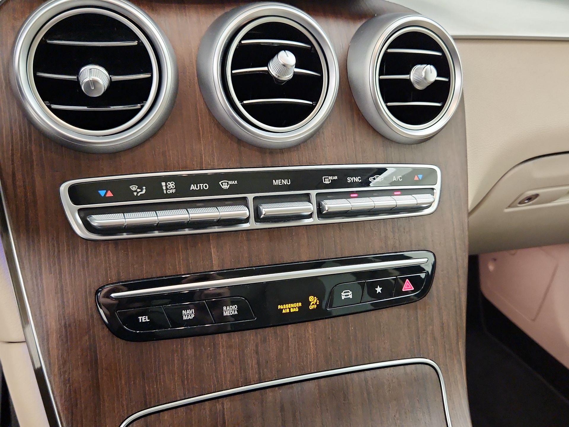 Thumbnail: 2021 Mercedes-Benz GLC - 16