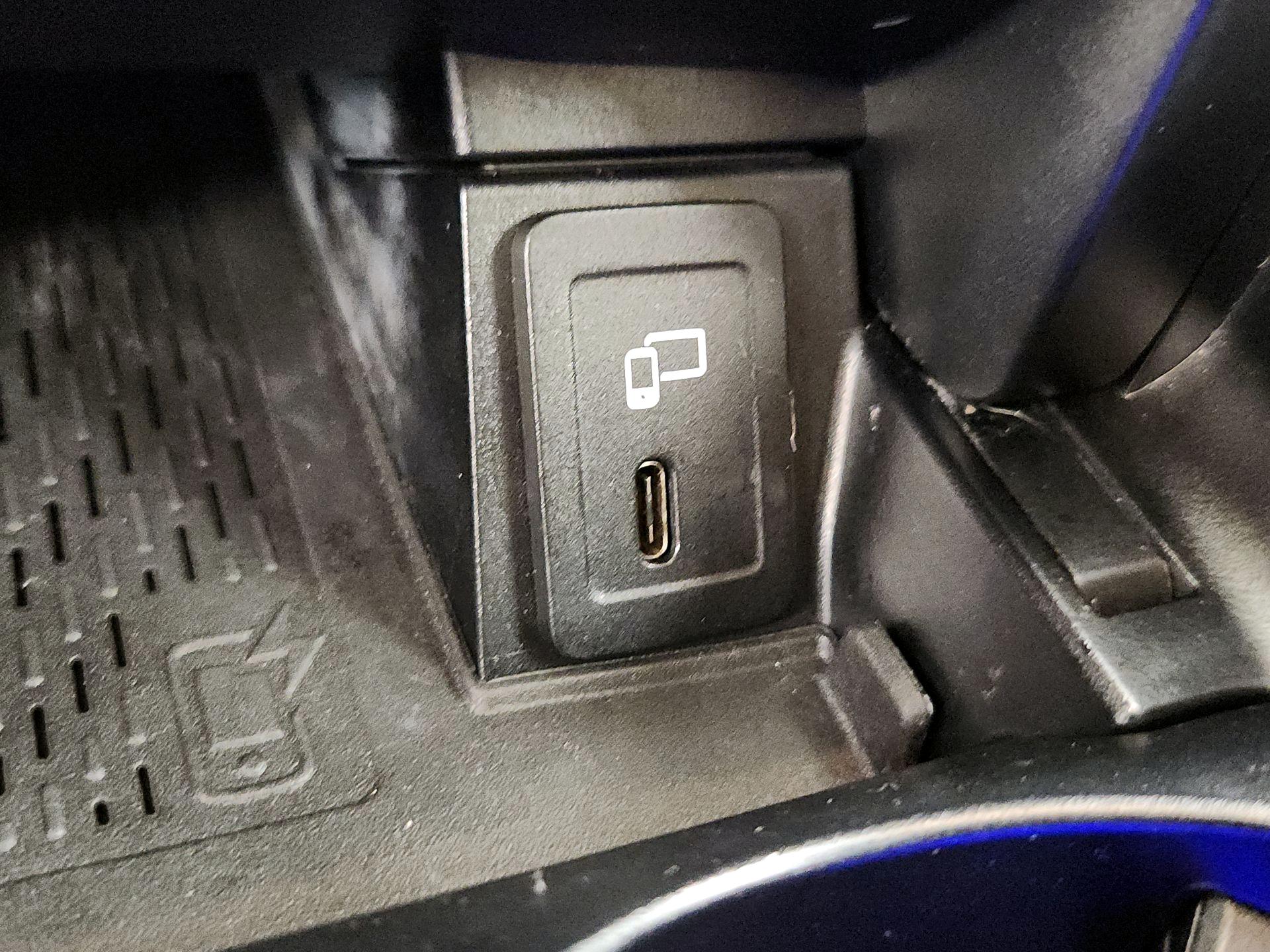 Thumbnail: 2021 Mercedes-Benz GLC - 18