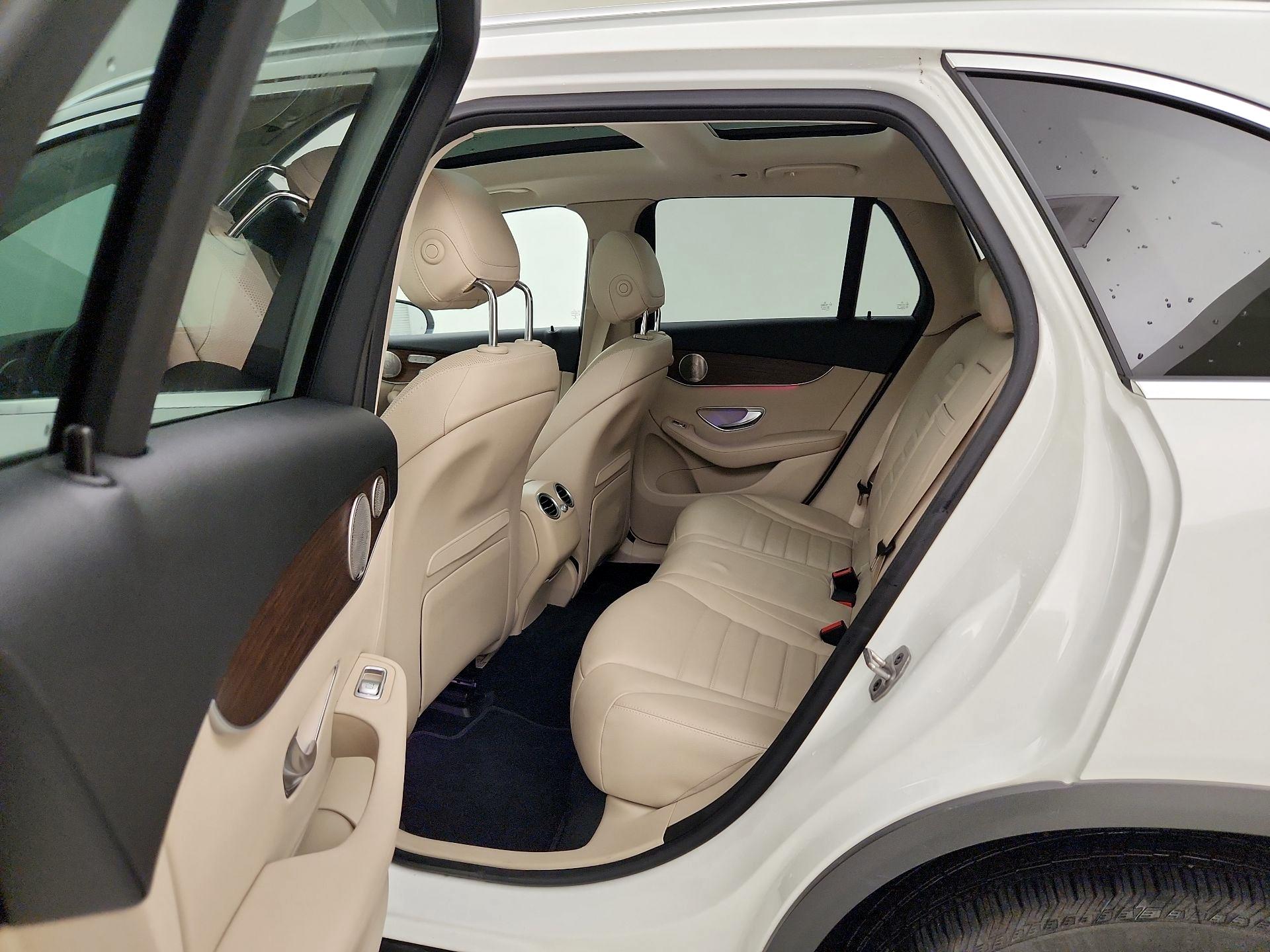 Thumbnail: 2021 Mercedes-Benz GLC - 20