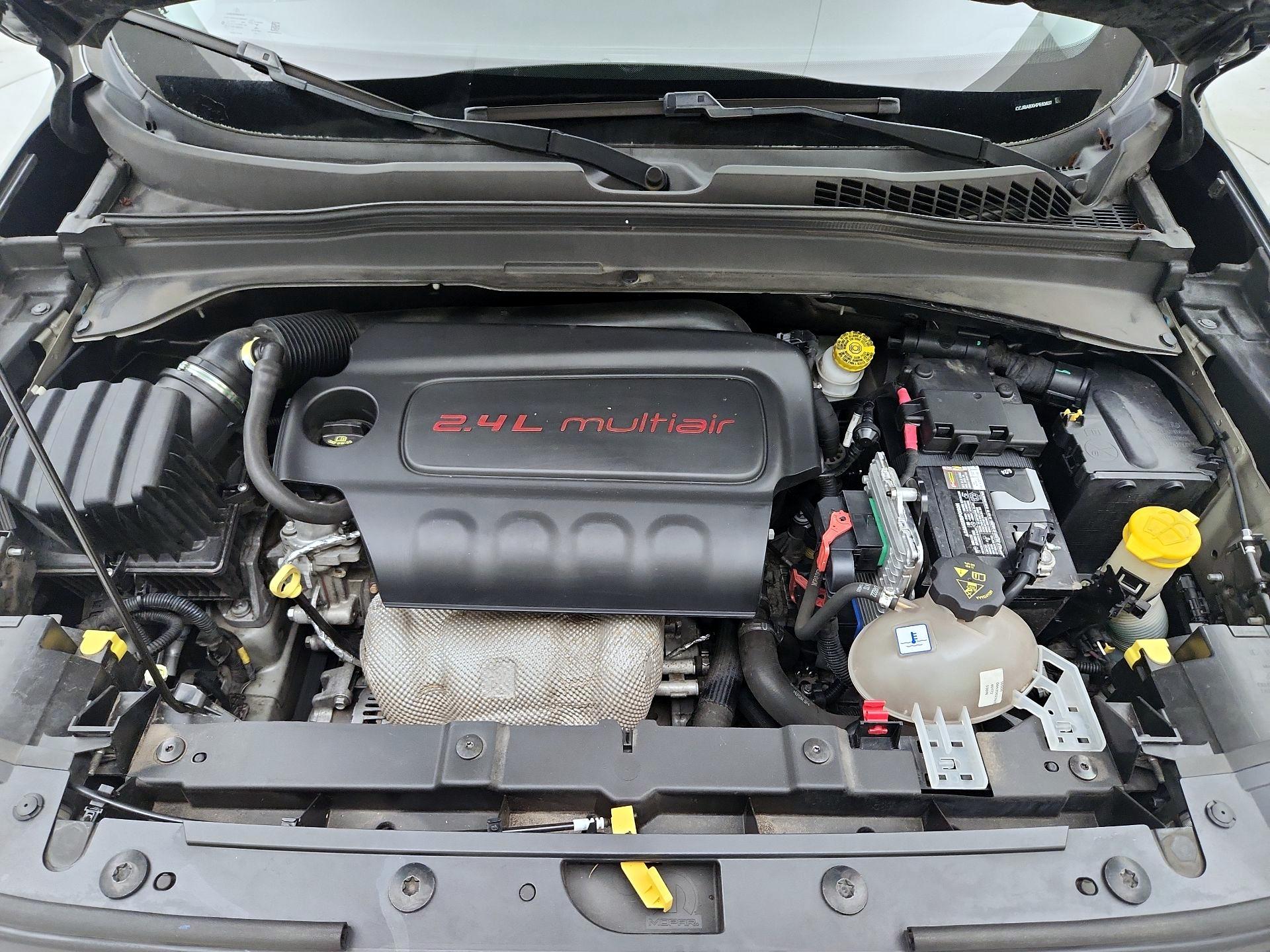 Thumbnail: 2017 Jeep Renegade - 20