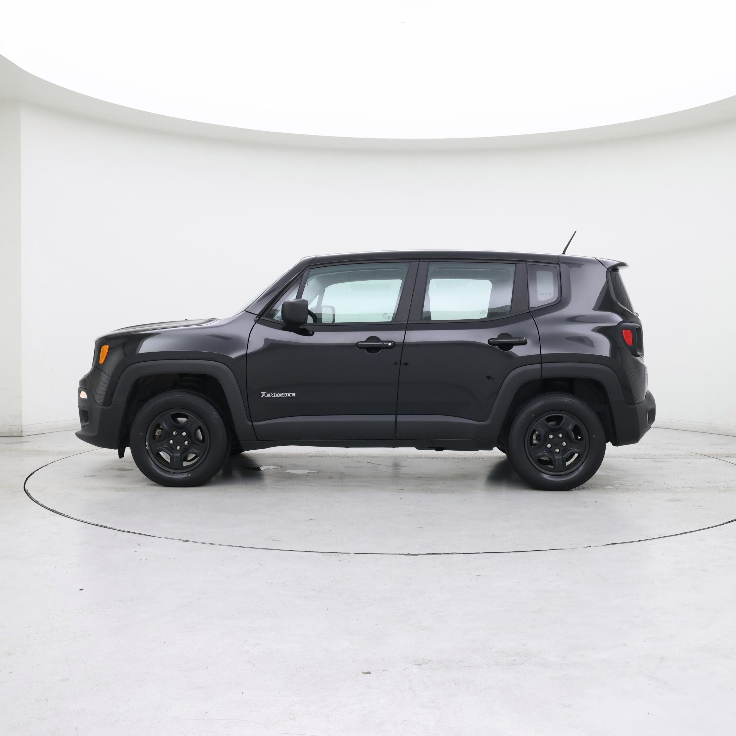 Thumbnail: 2017 Jeep Renegade - 3